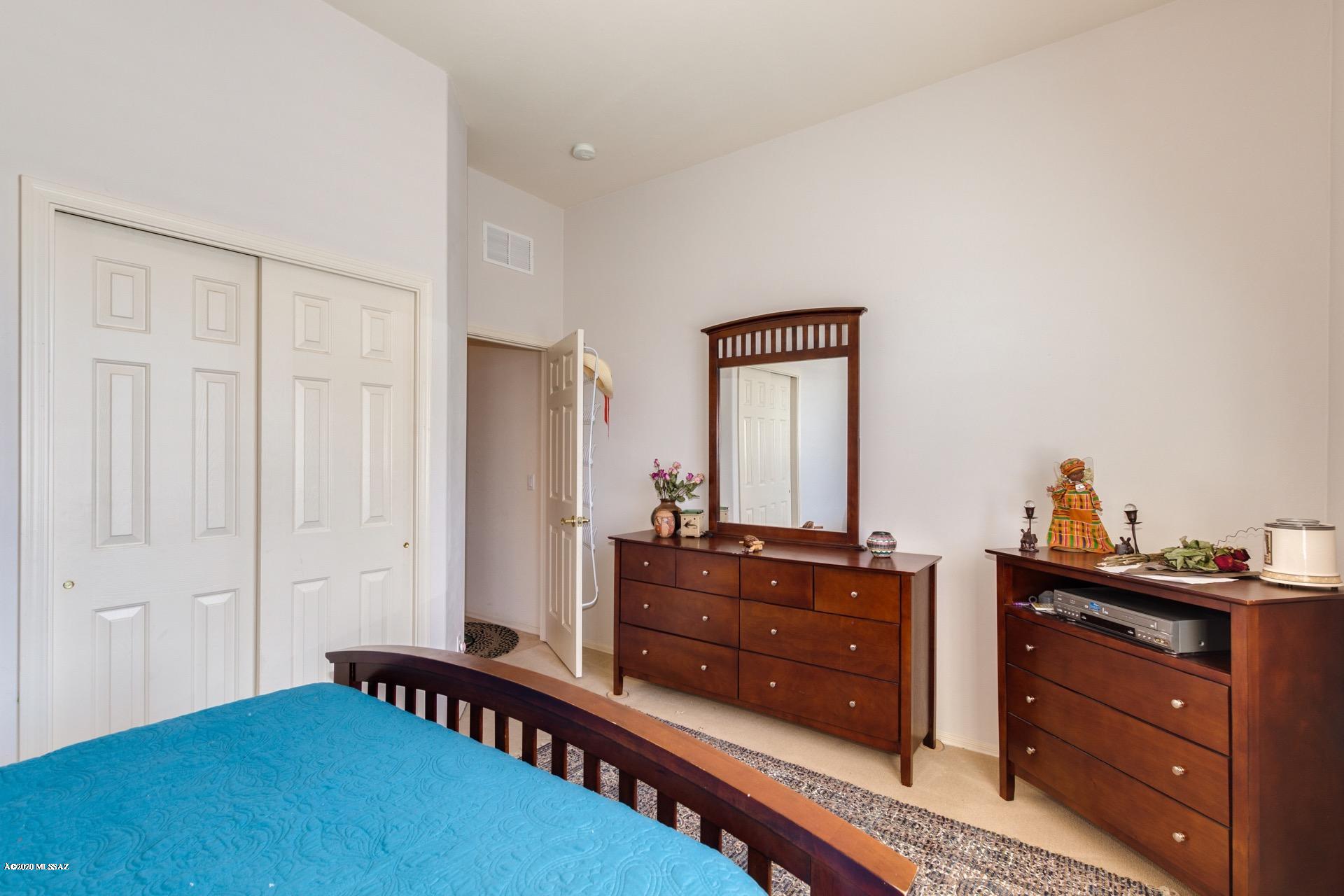 60710 E Eagle Heights Drive