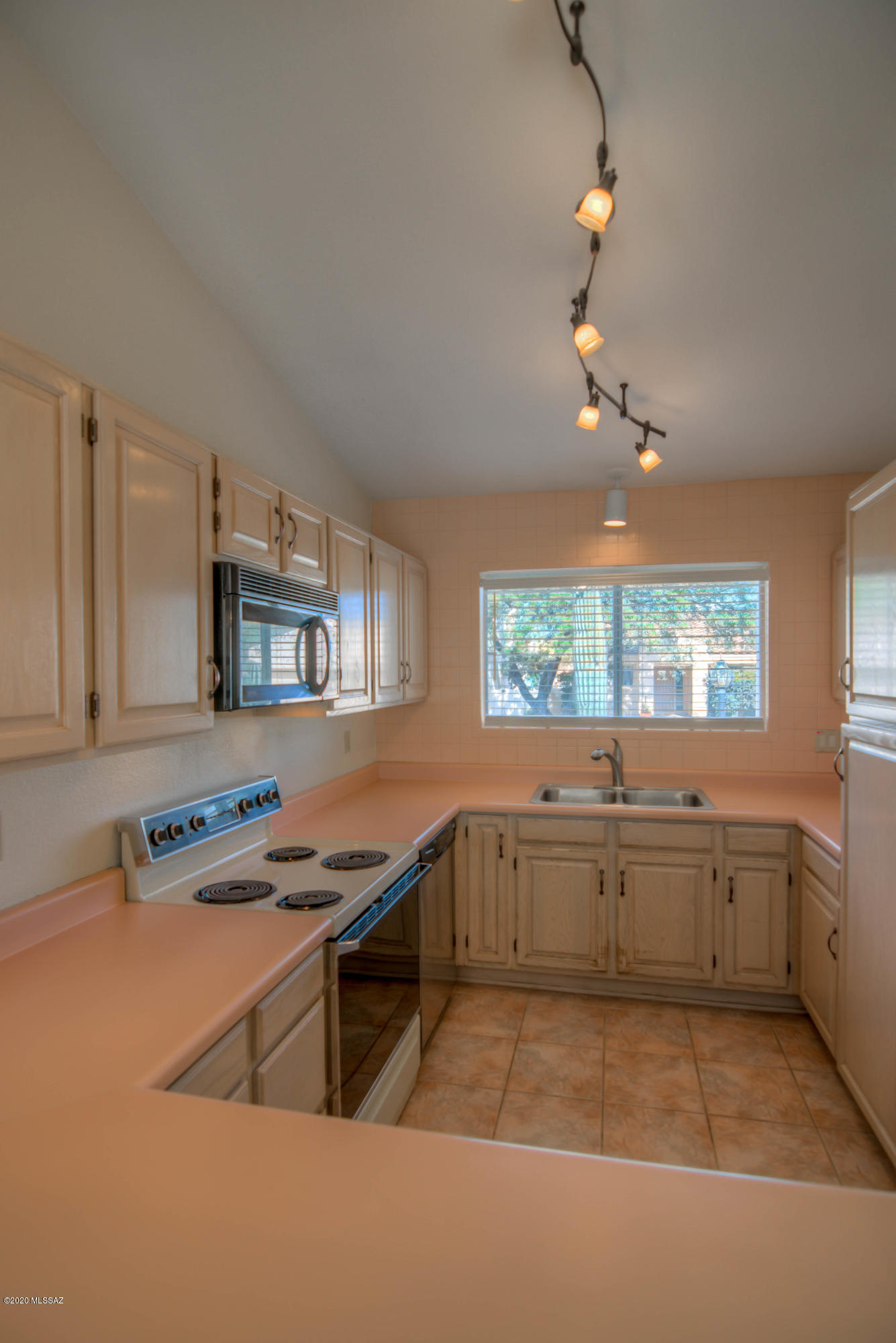 9820 N Western Sky Place