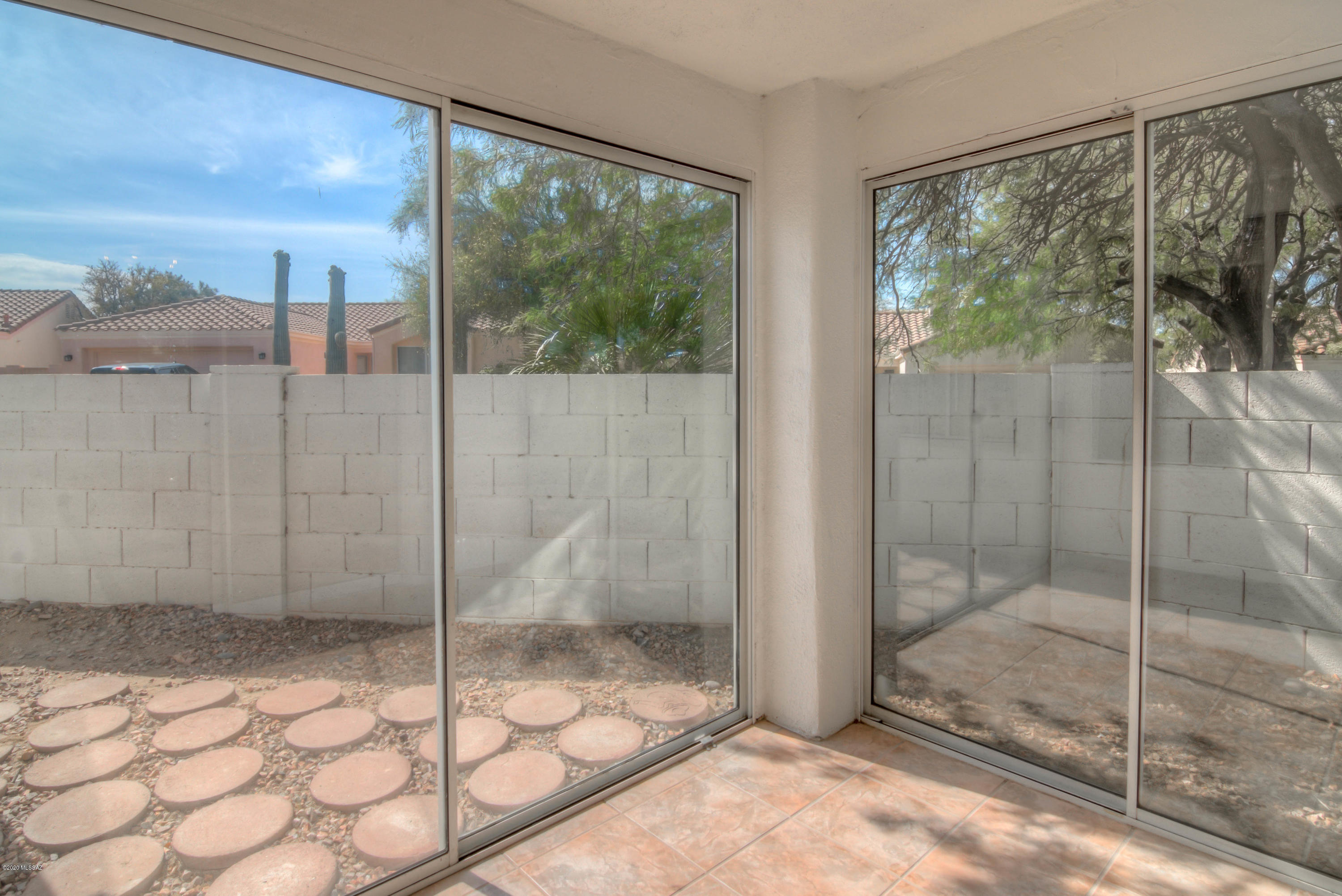 9820 N Western Sky Place