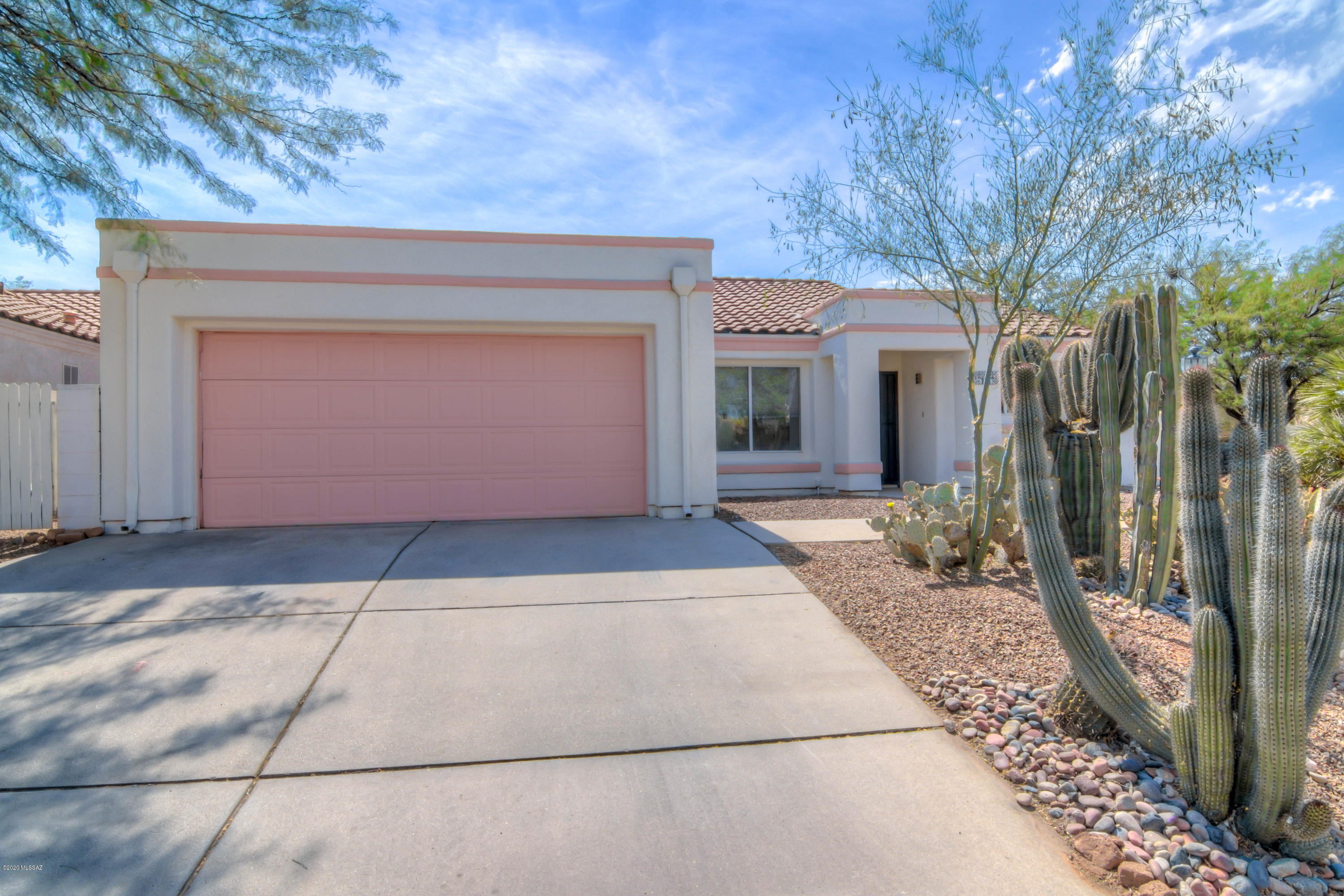 9820 N Western Sky Place