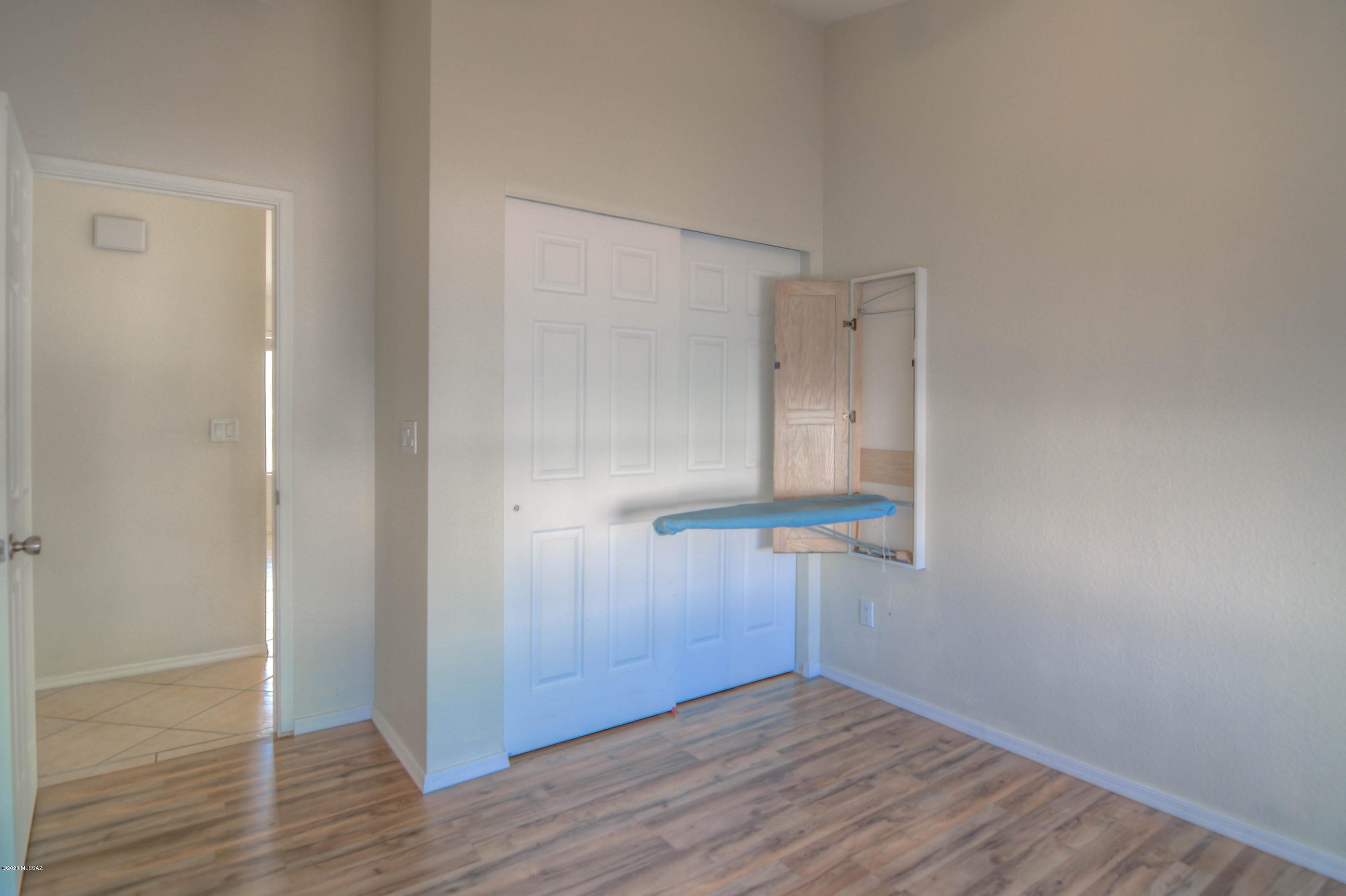 9820 N Western Sky Place