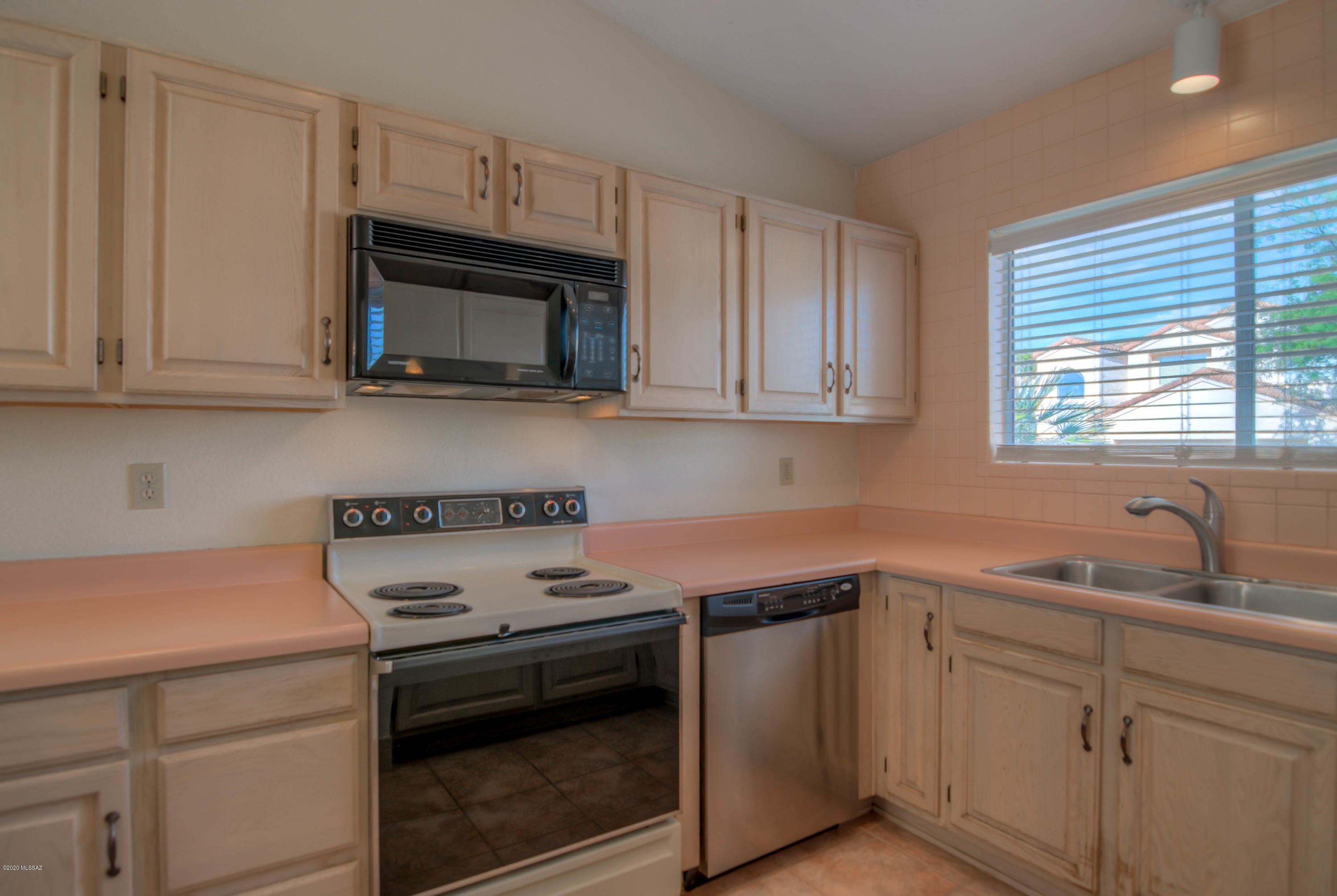 9820 N Western Sky Place