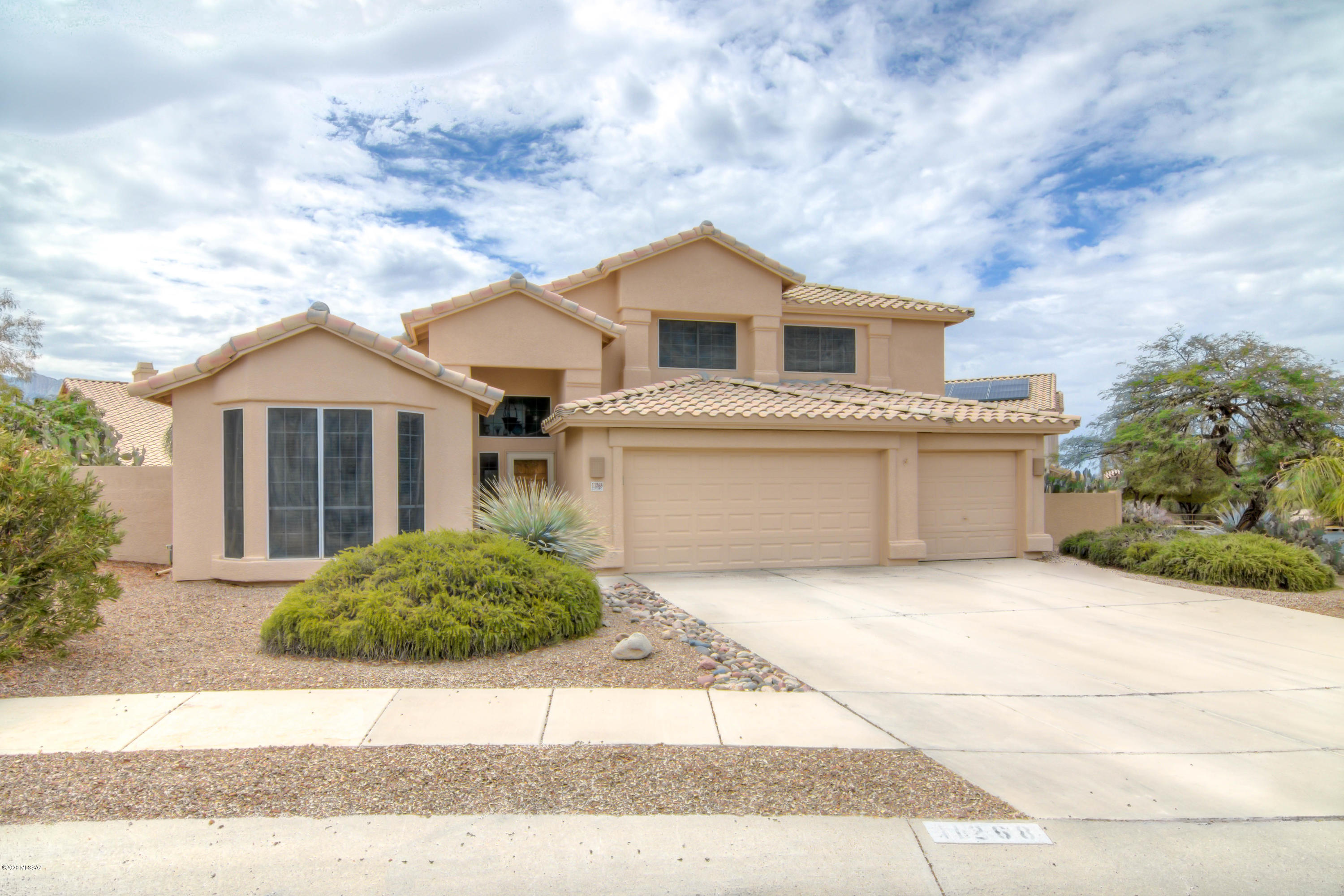 11268 N Running River Place