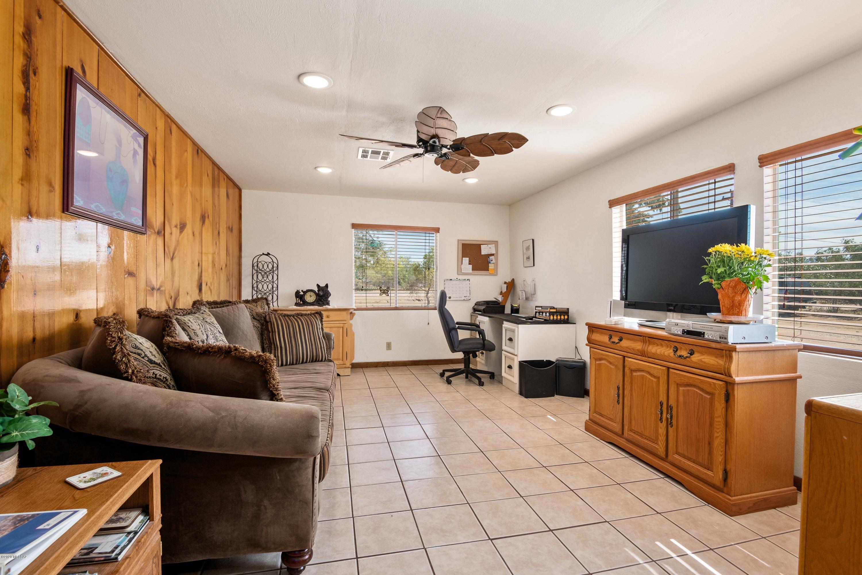 7775 N Sandario Road