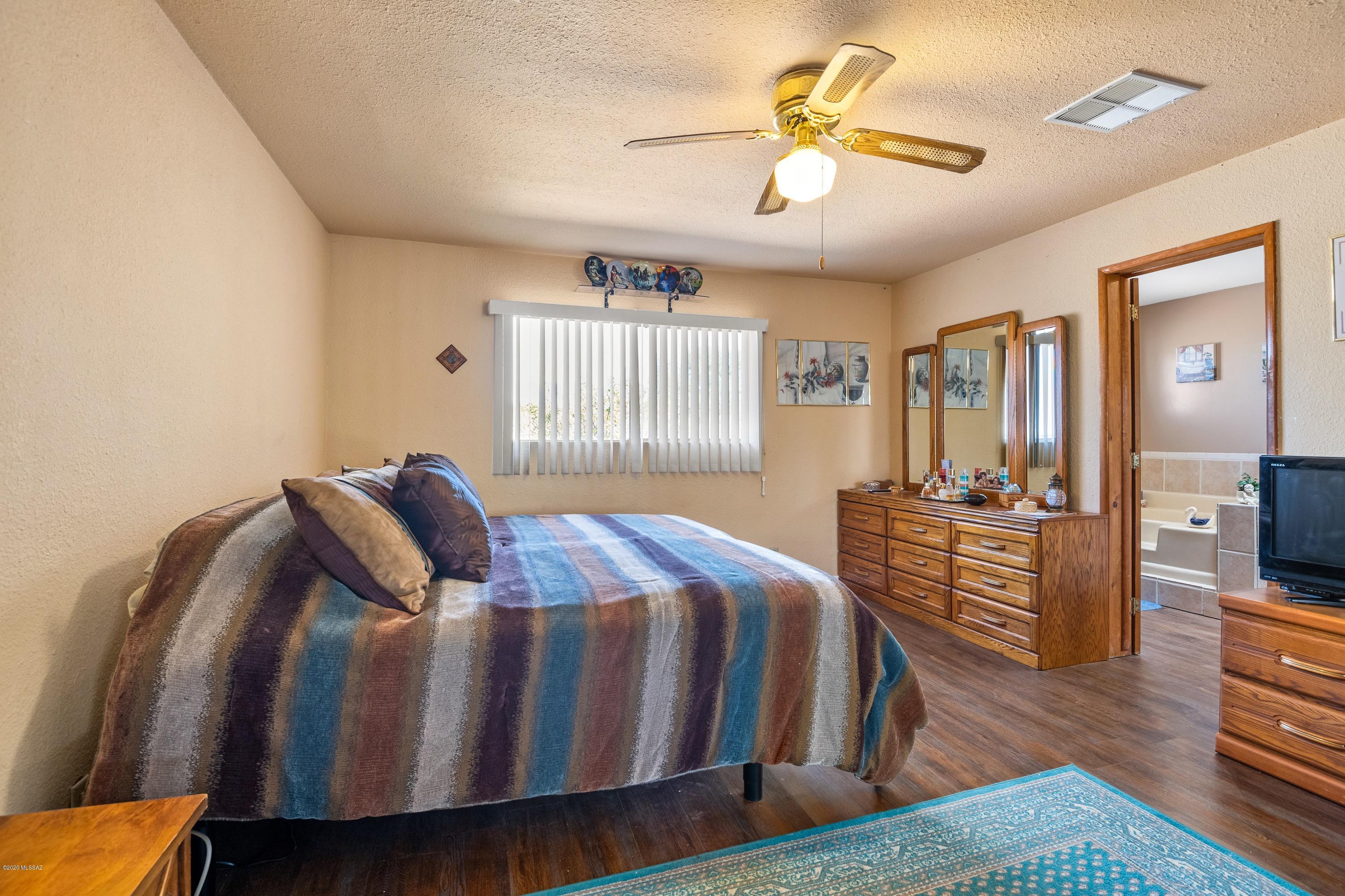 7775 N Sandario Road