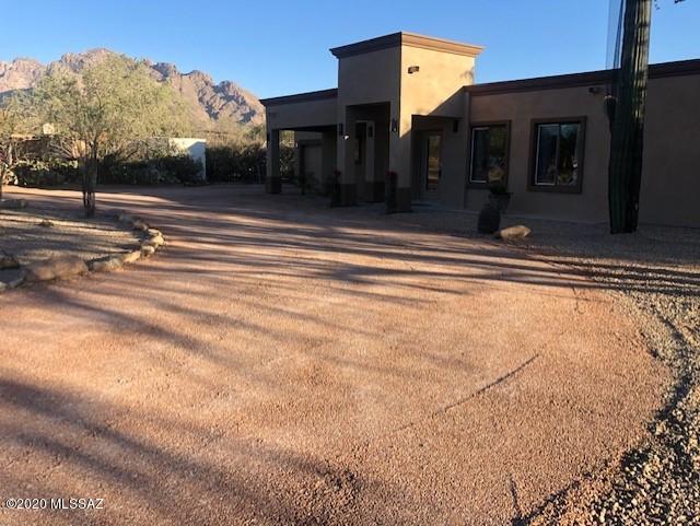 1241 W Calle Concordia