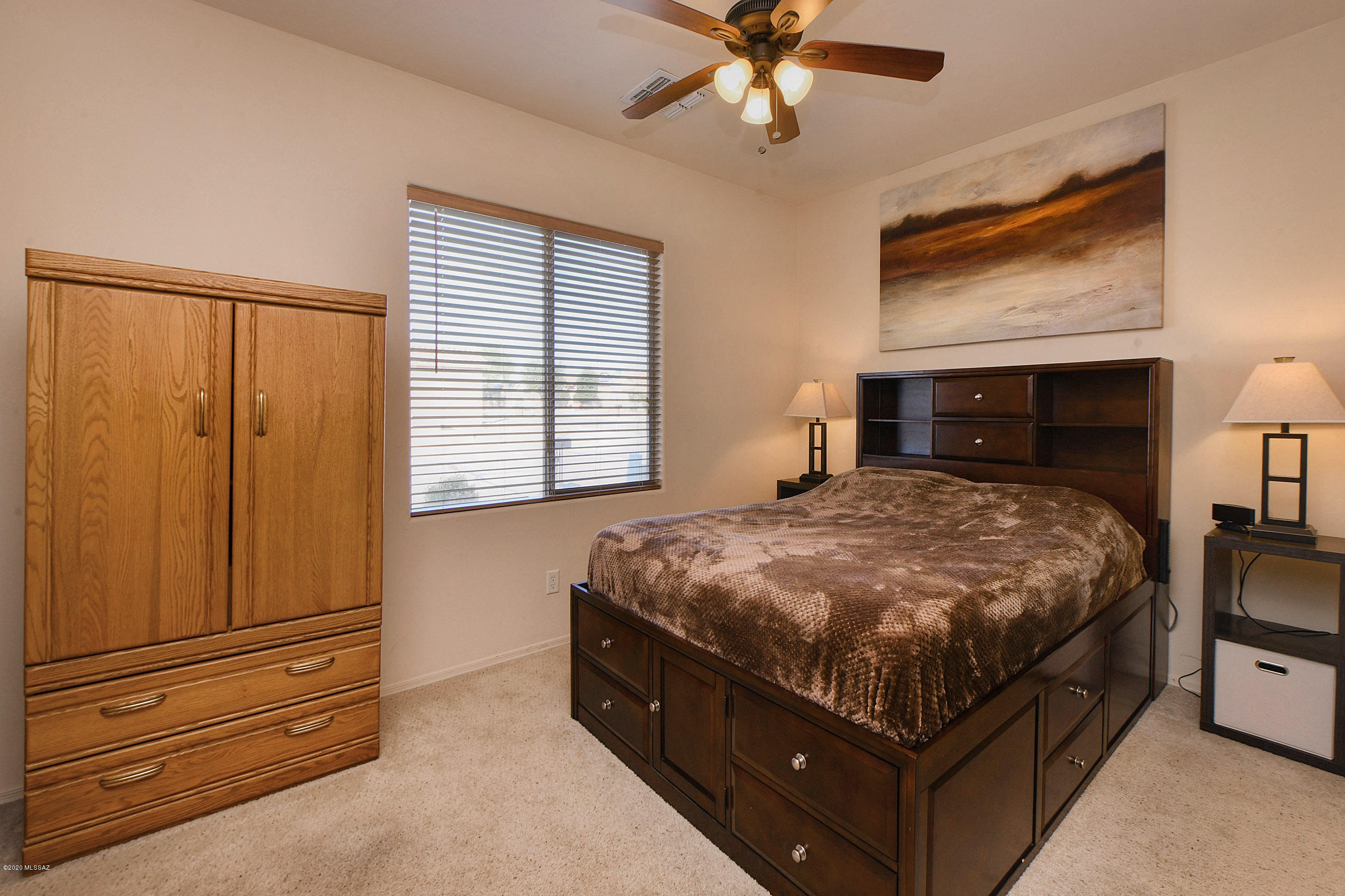 1443 W Red Creek Drive