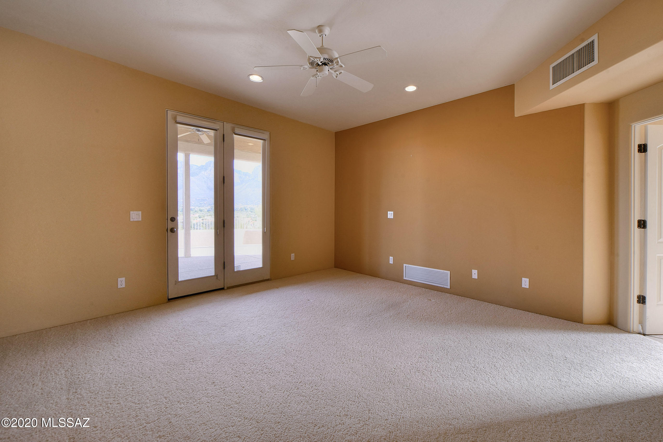 10460 N Stargazer Drive