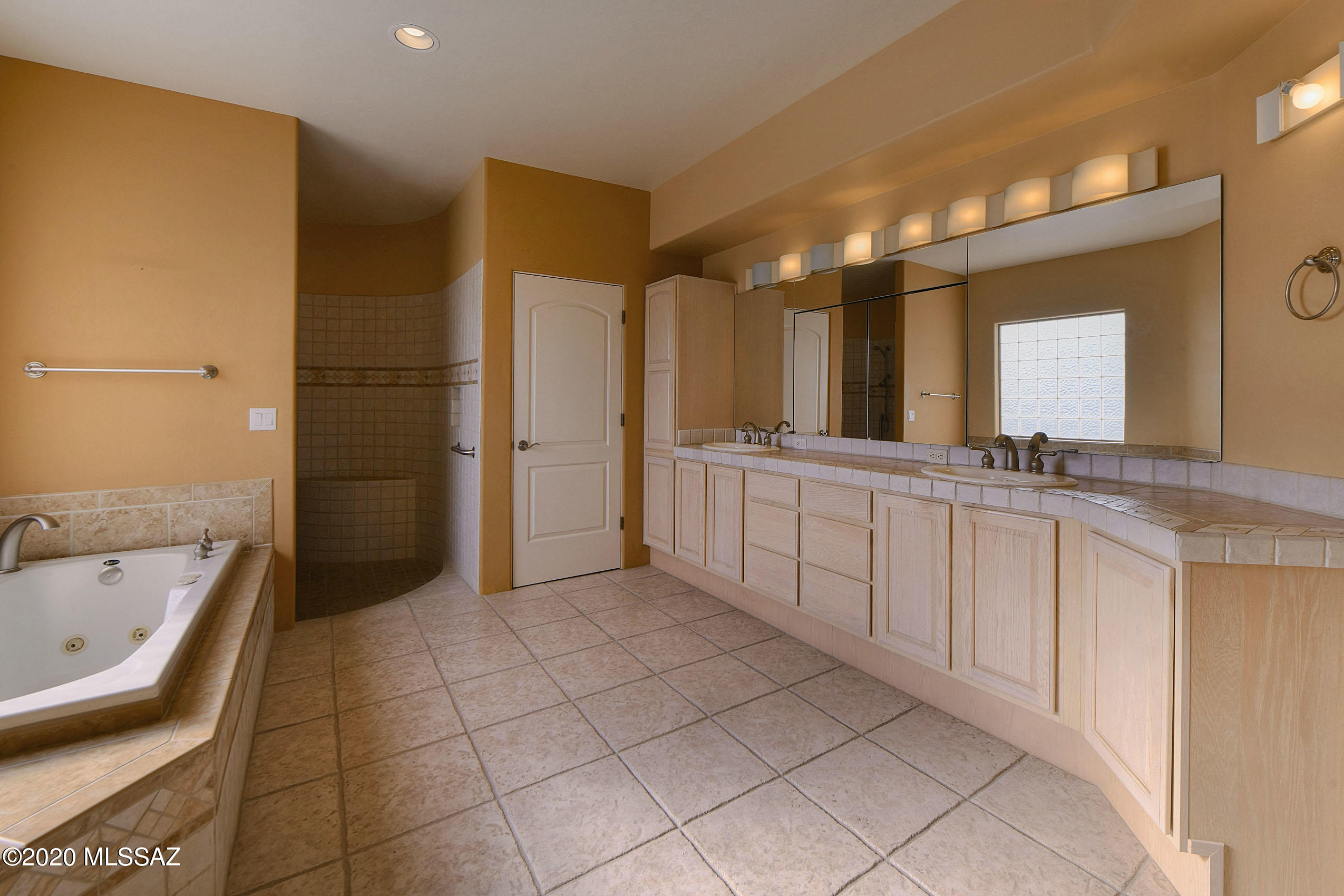 10460 N Stargazer Drive