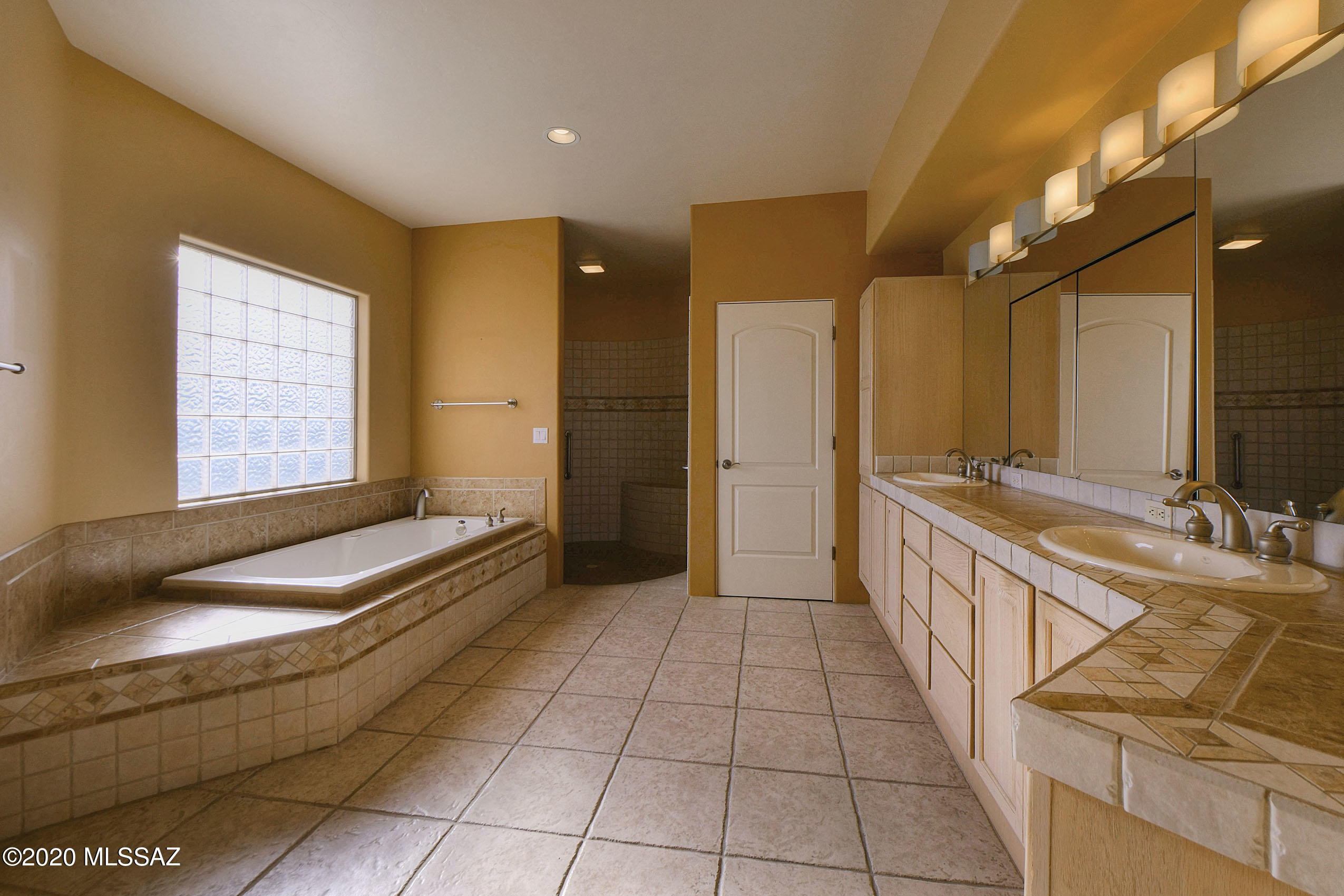 10460 N Stargazer Drive