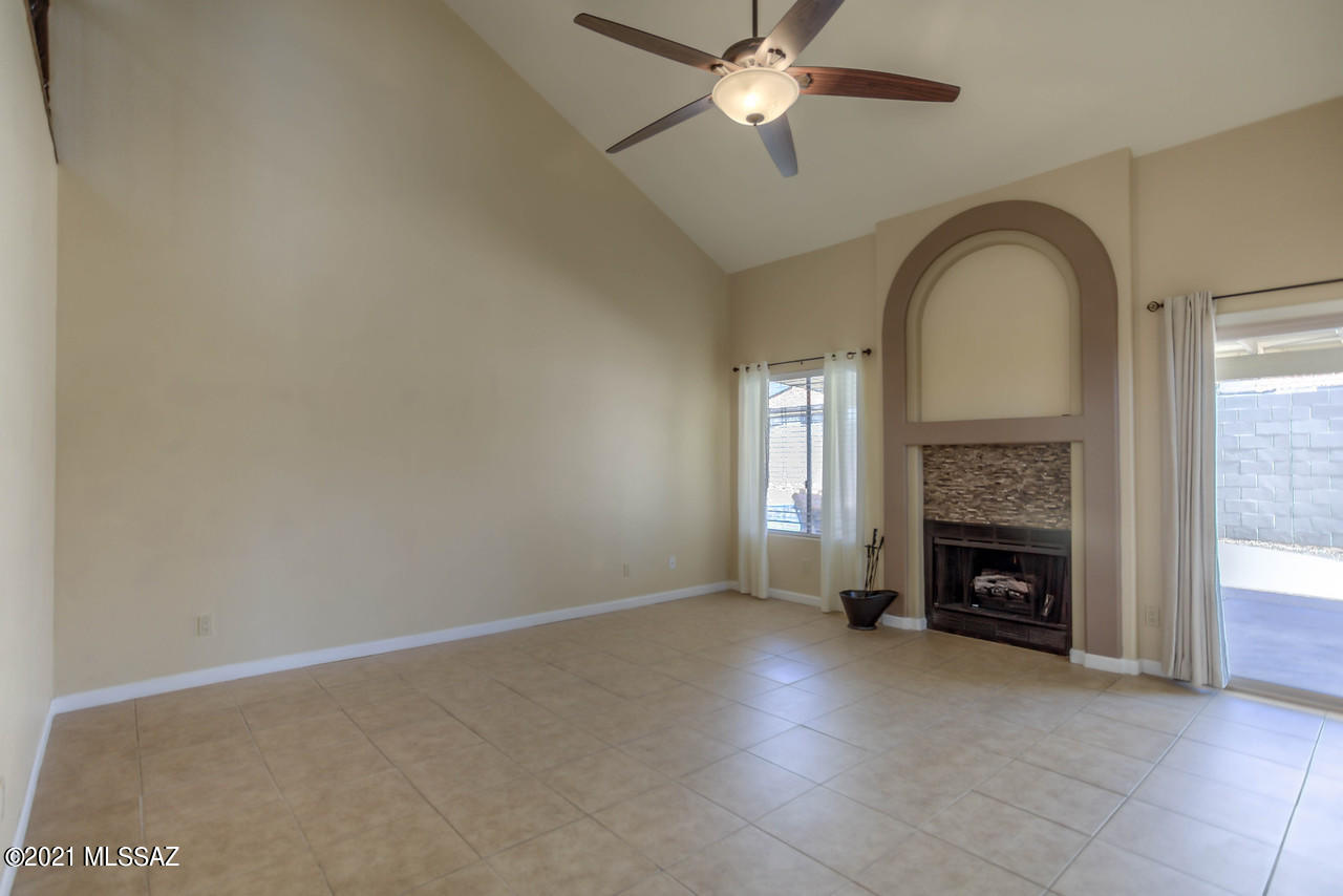 11776 N Dragoon Springs Drive