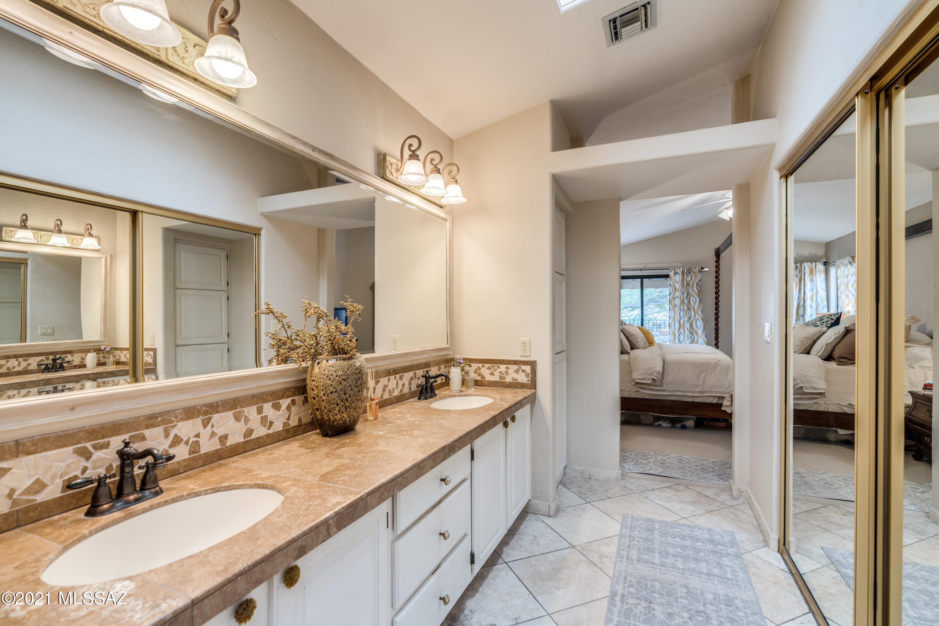 6358 E Placita Divina