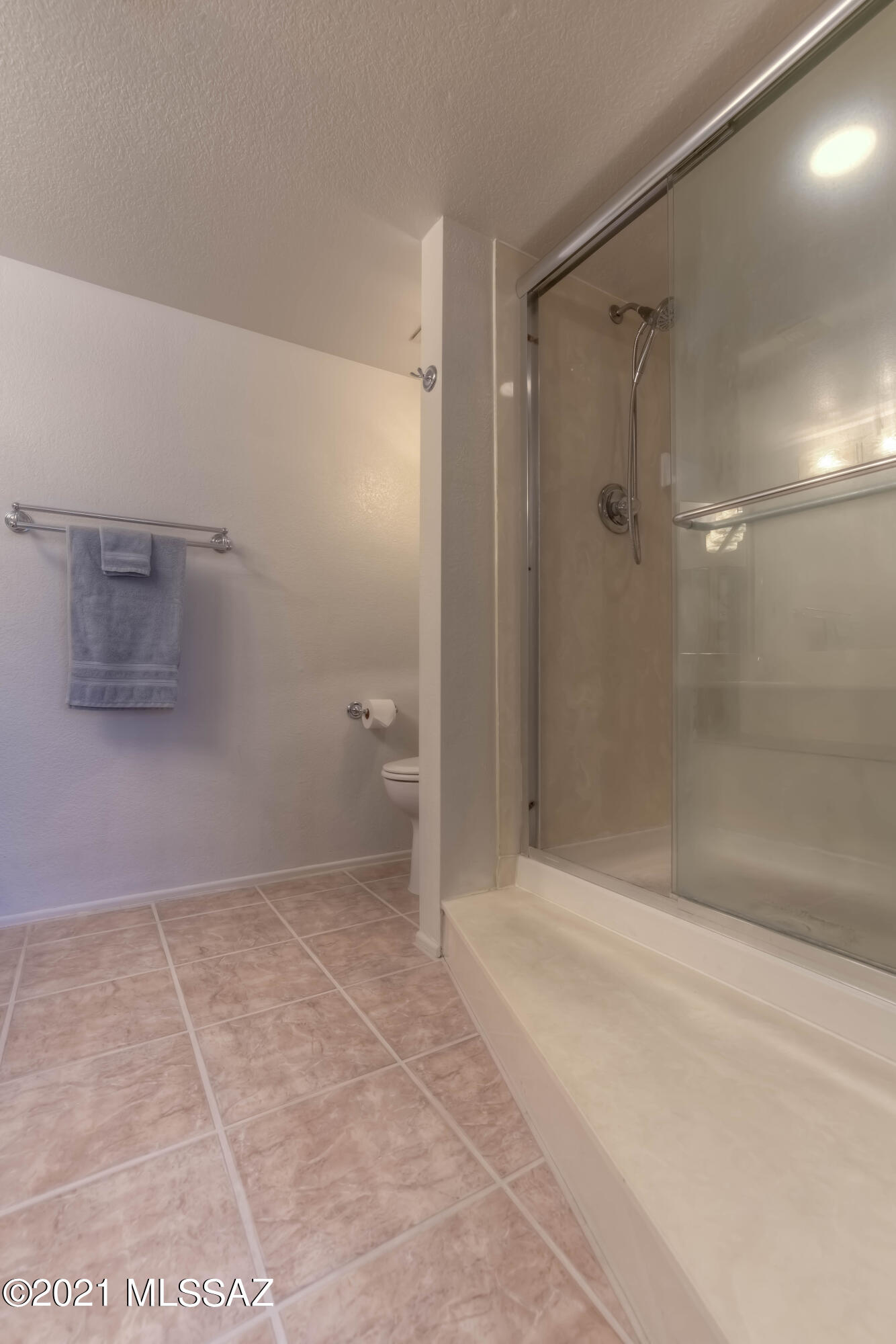 3857 N Paseo De Las Canchas