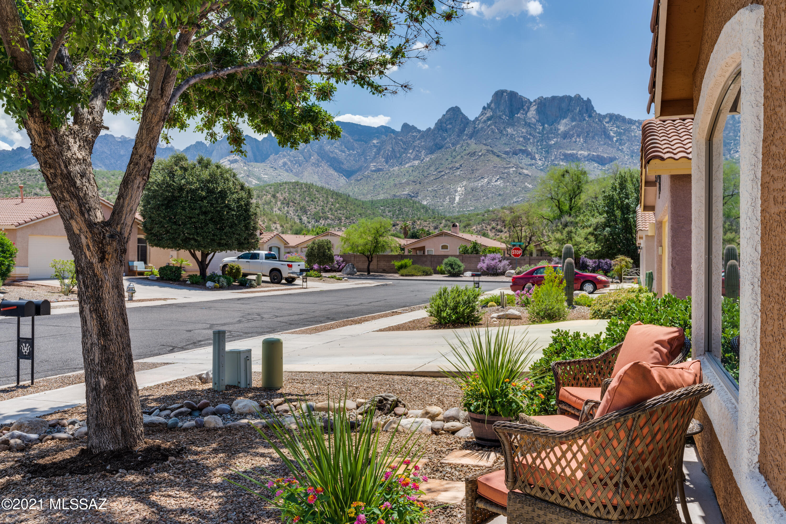 11347 N Gray Boulder Court