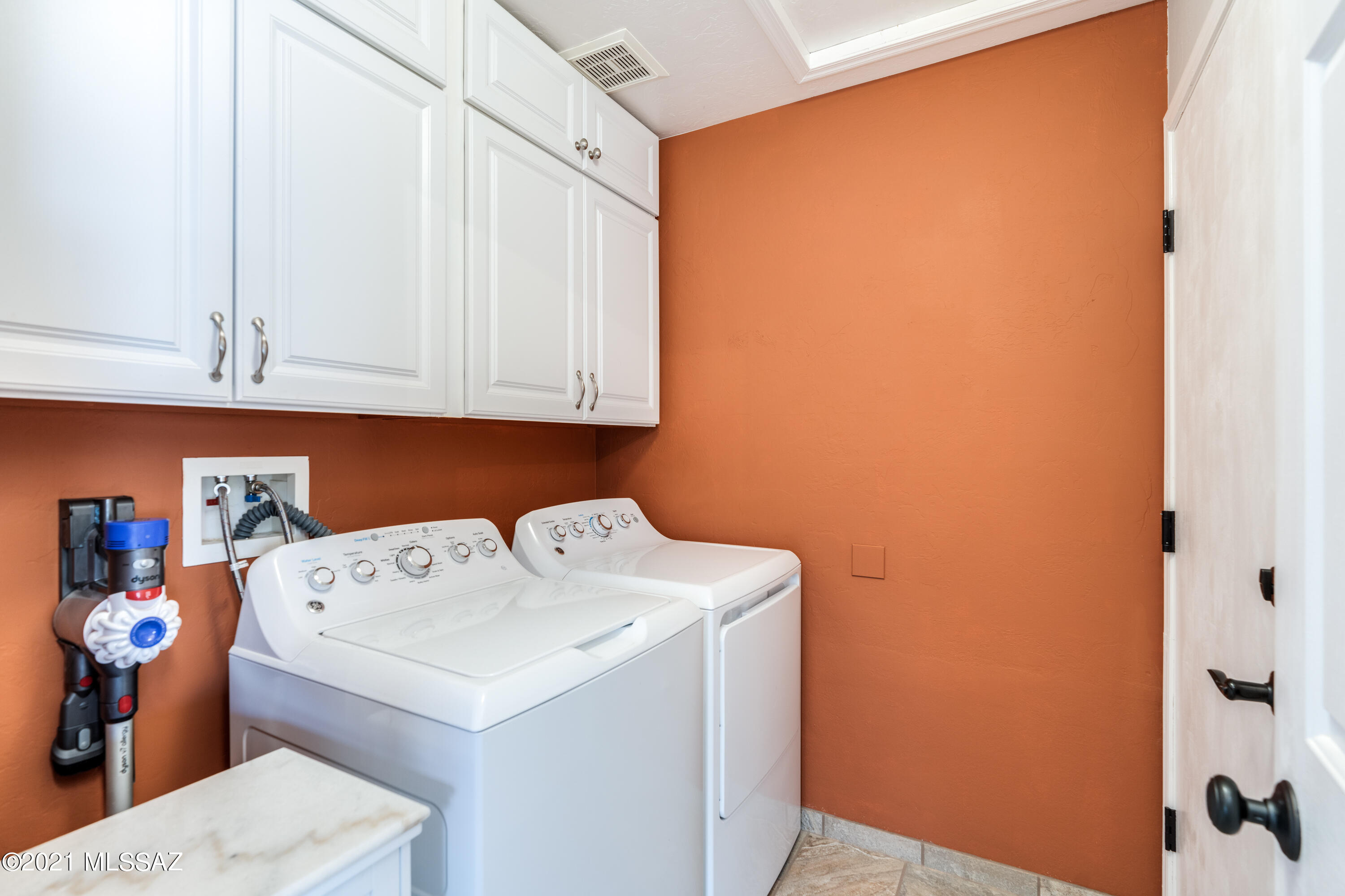 11347 N Gray Boulder Court