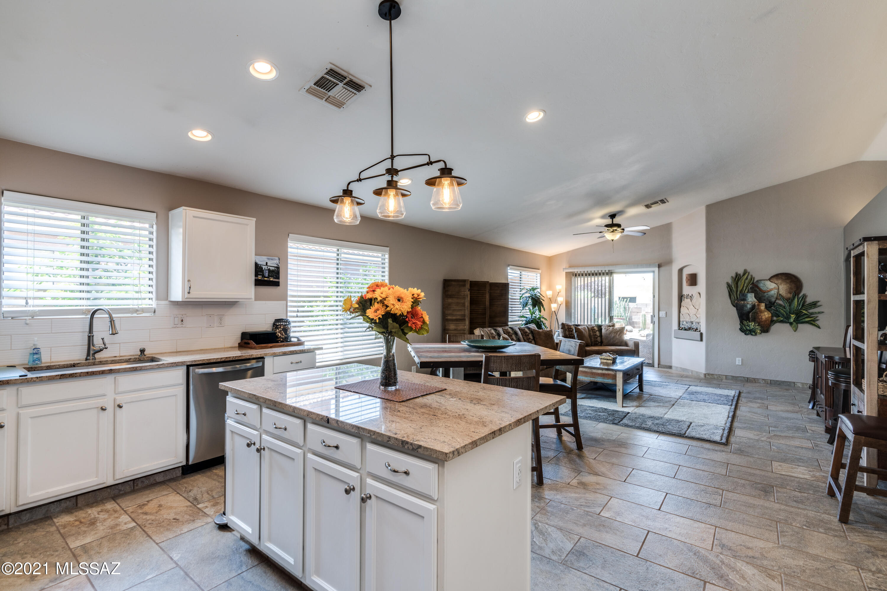 11347 N Gray Boulder Court