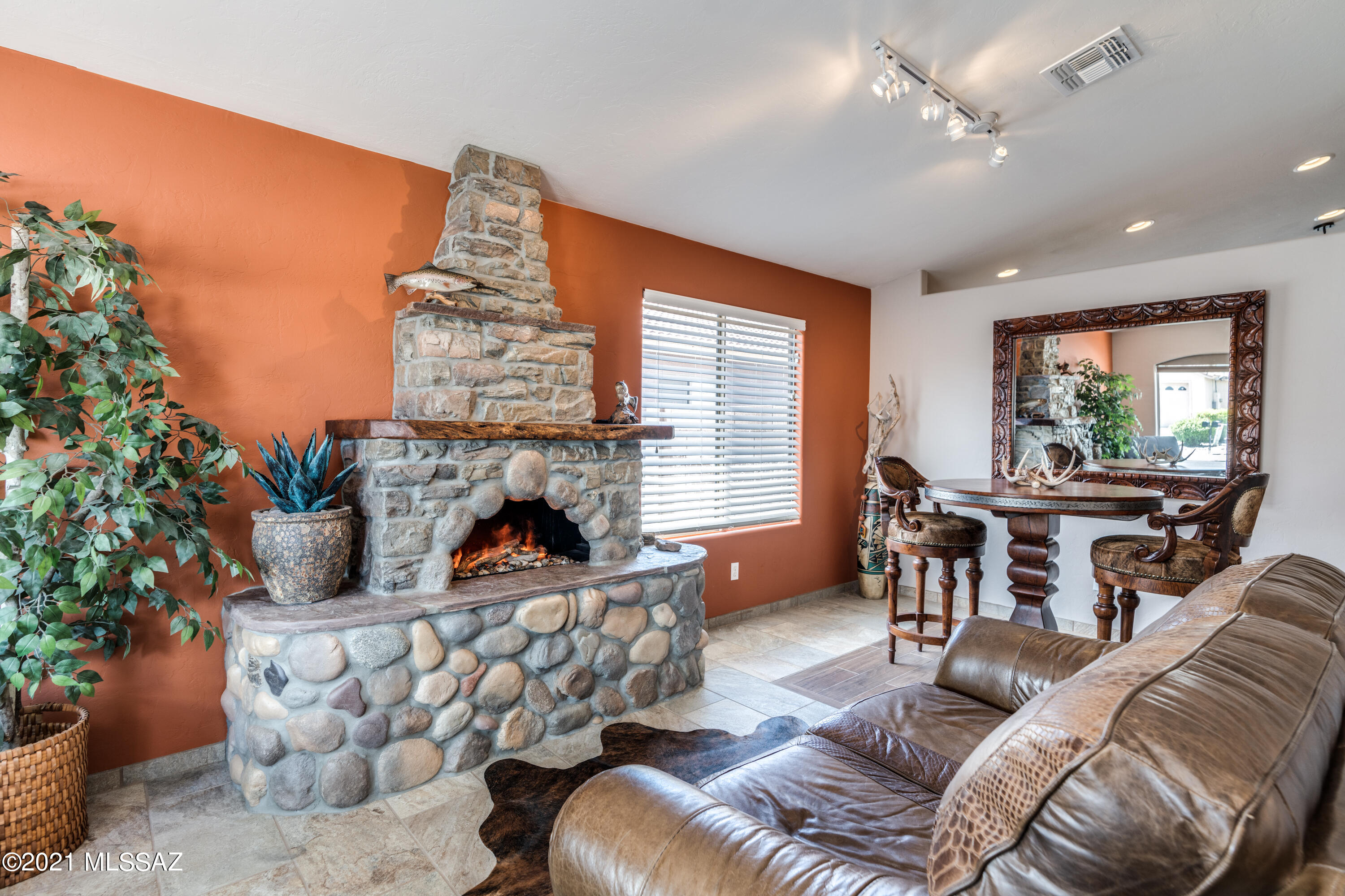 11347 N Gray Boulder Court