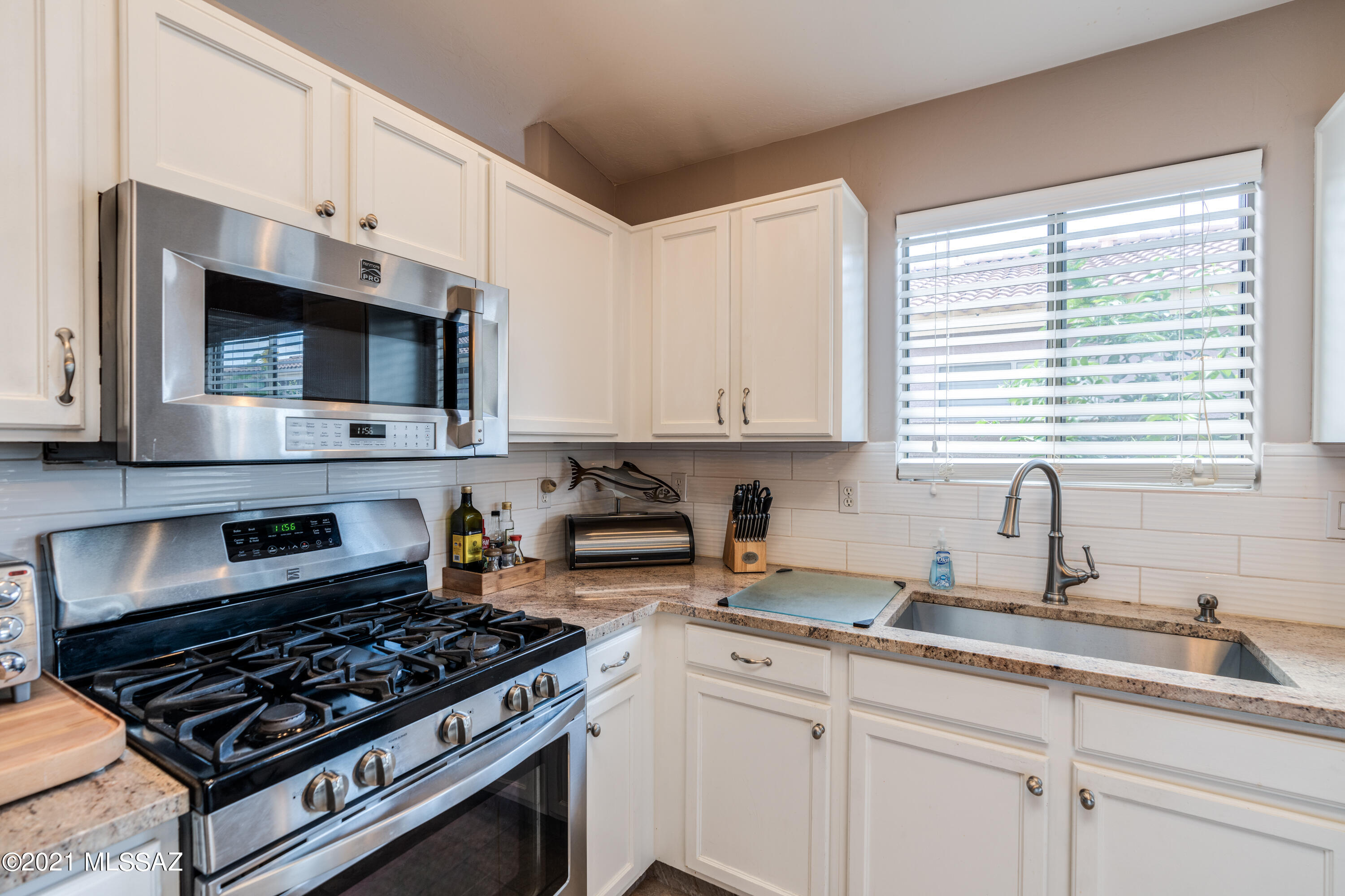 11347 N Gray Boulder Court