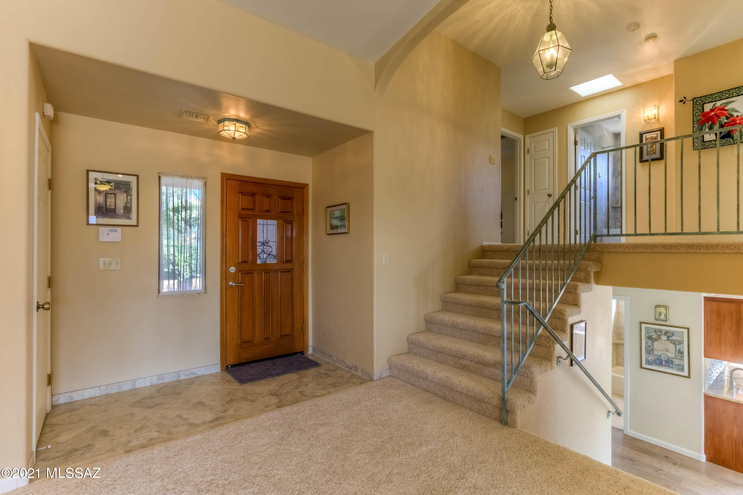 11050 N Poinsettia Drive