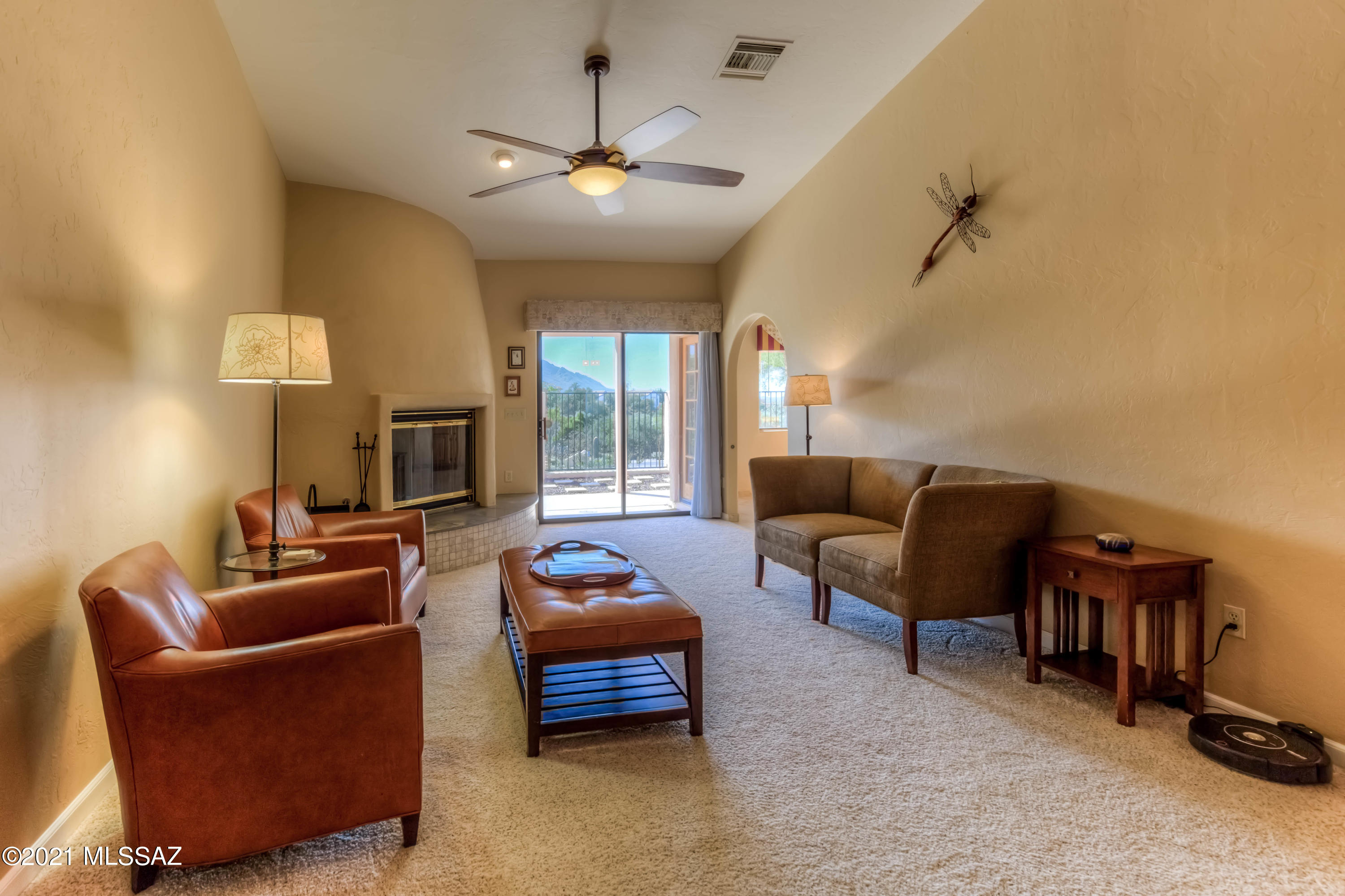 11050 N Poinsettia Drive