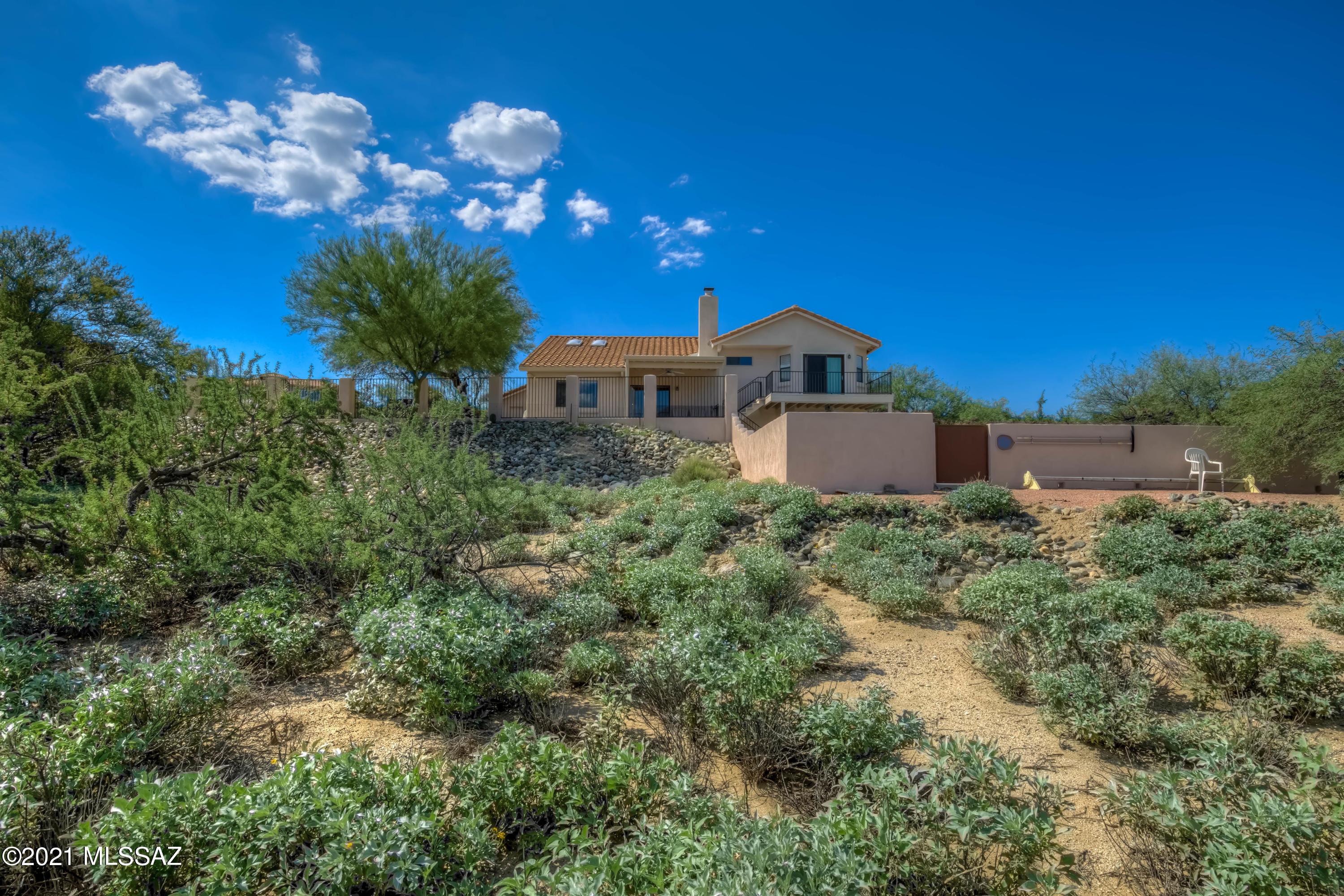 11050 N Poinsettia Drive