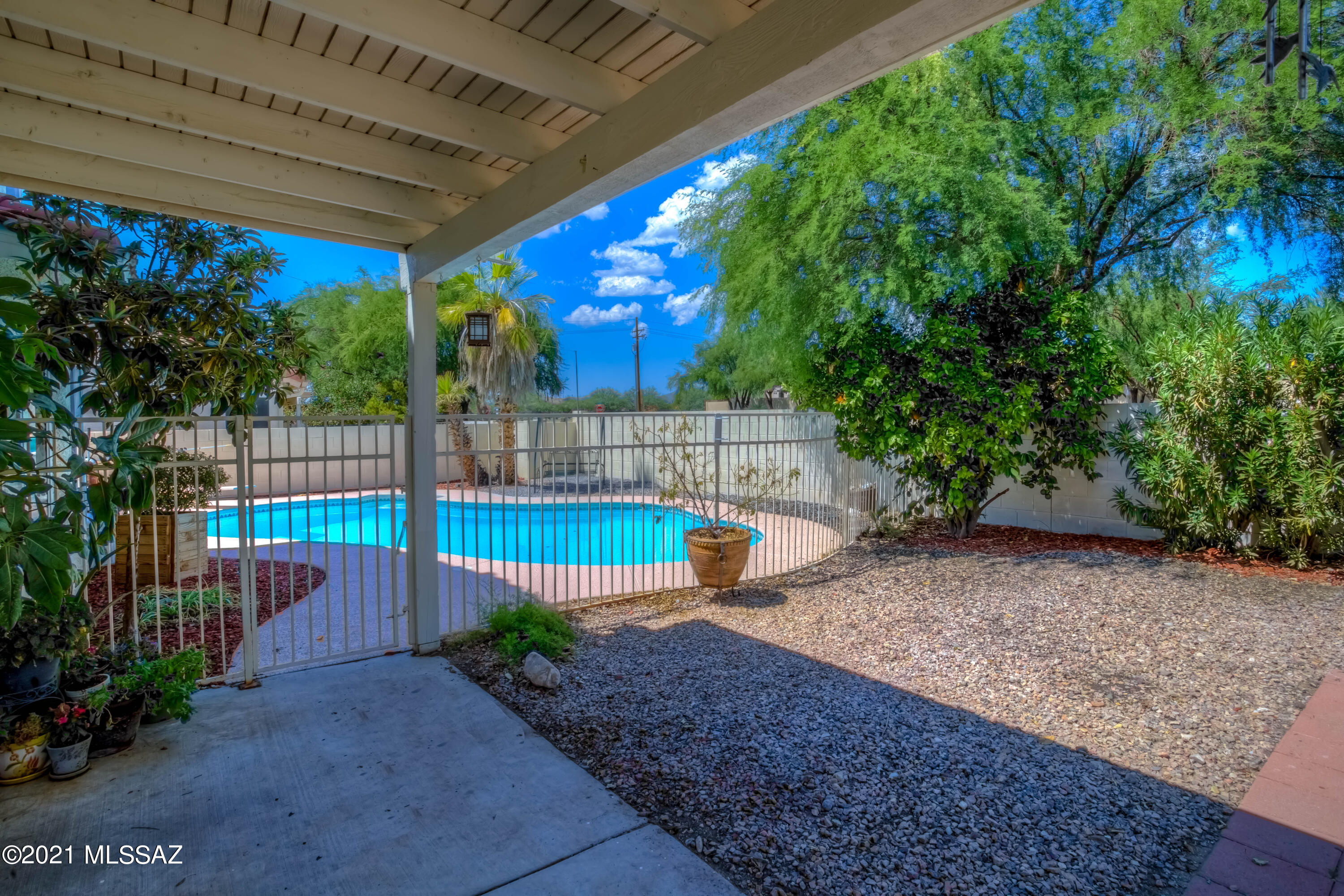 1372 W Valley Ridge Place