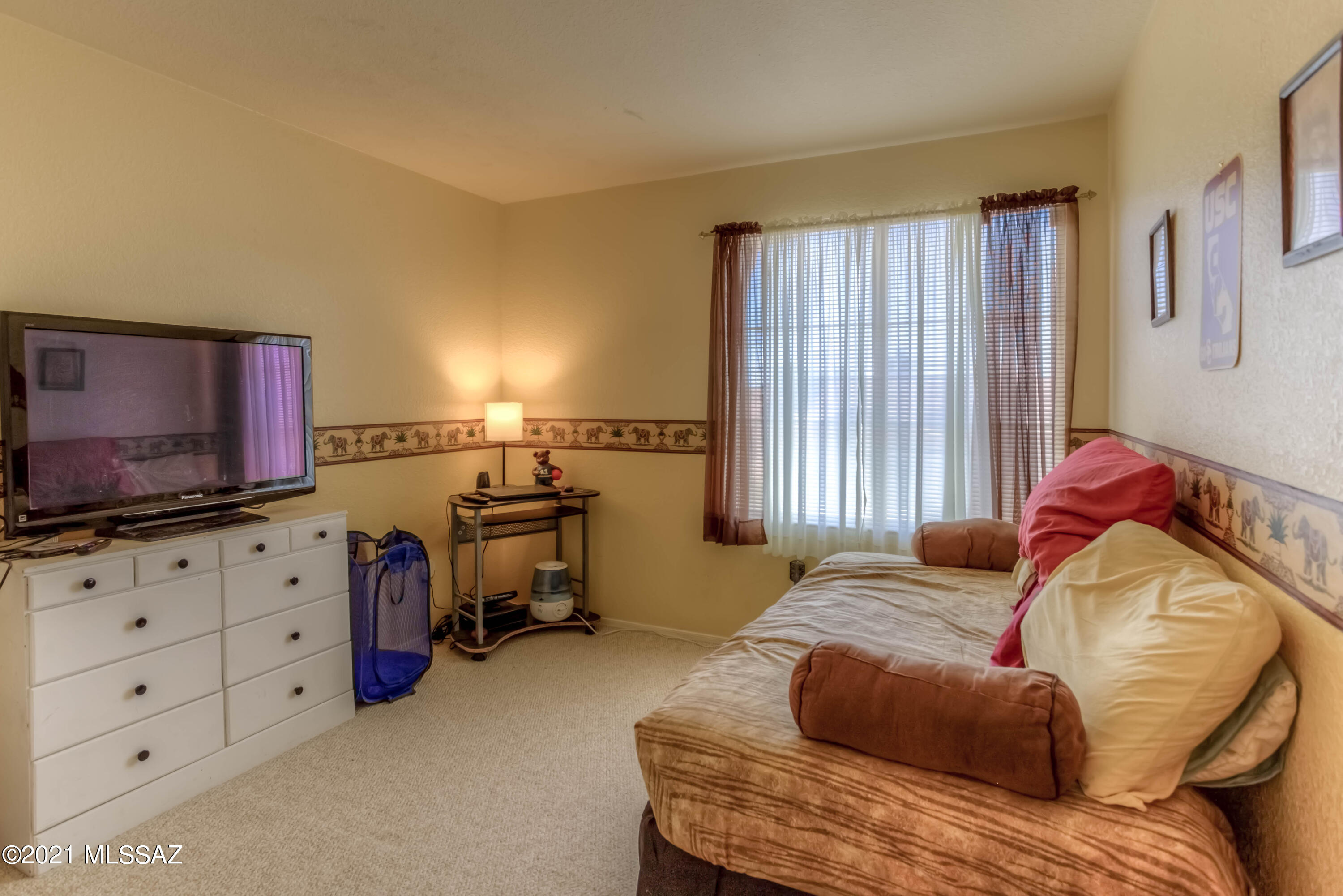 1372 W Valley Ridge Place