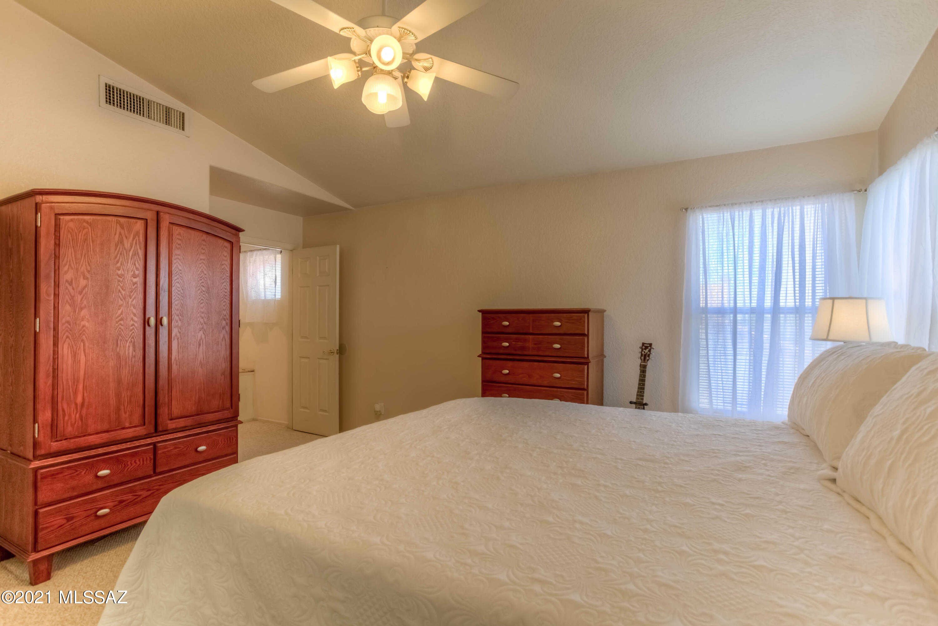 1372 W Valley Ridge Place