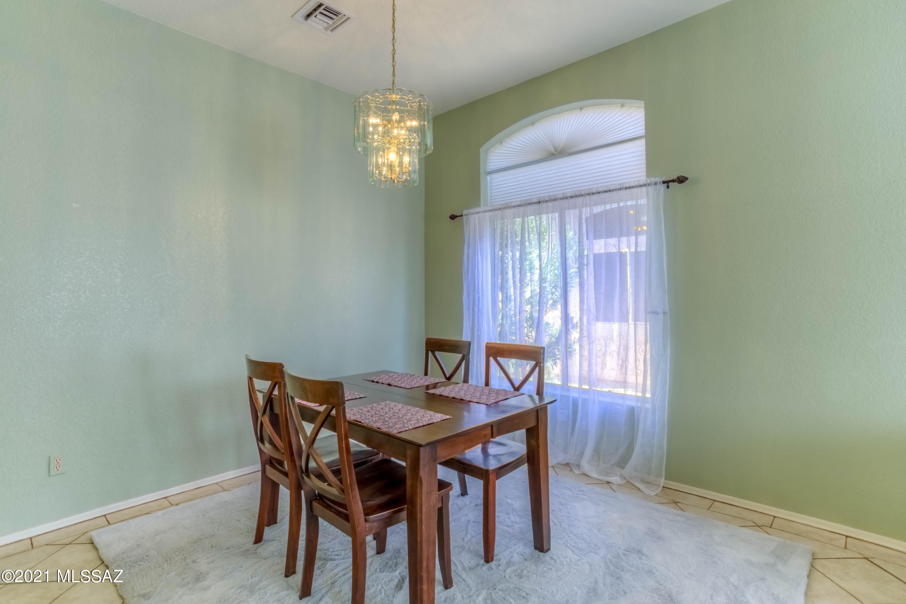 1372 W Valley Ridge Place