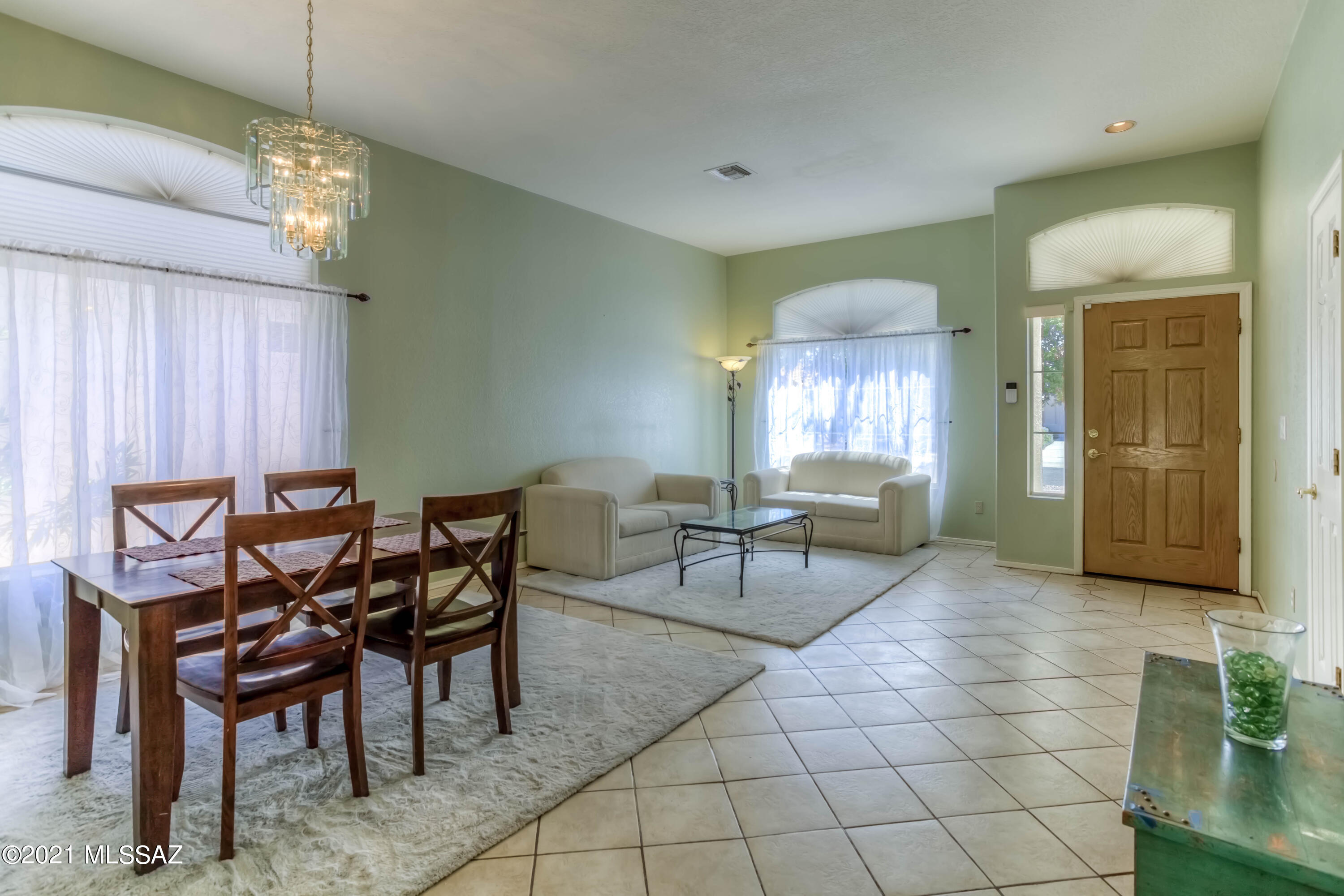 1372 W Valley Ridge Place