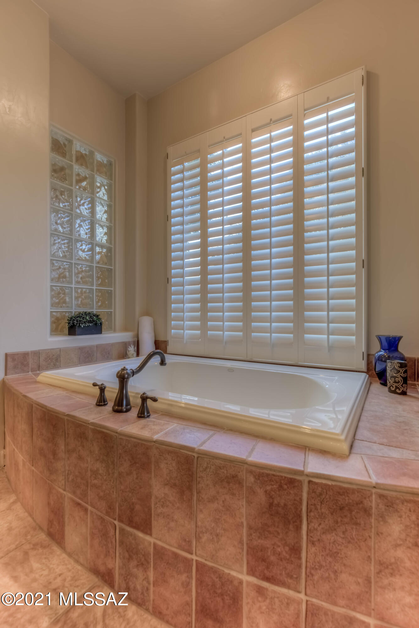 66088 E Catalina Hills Drive