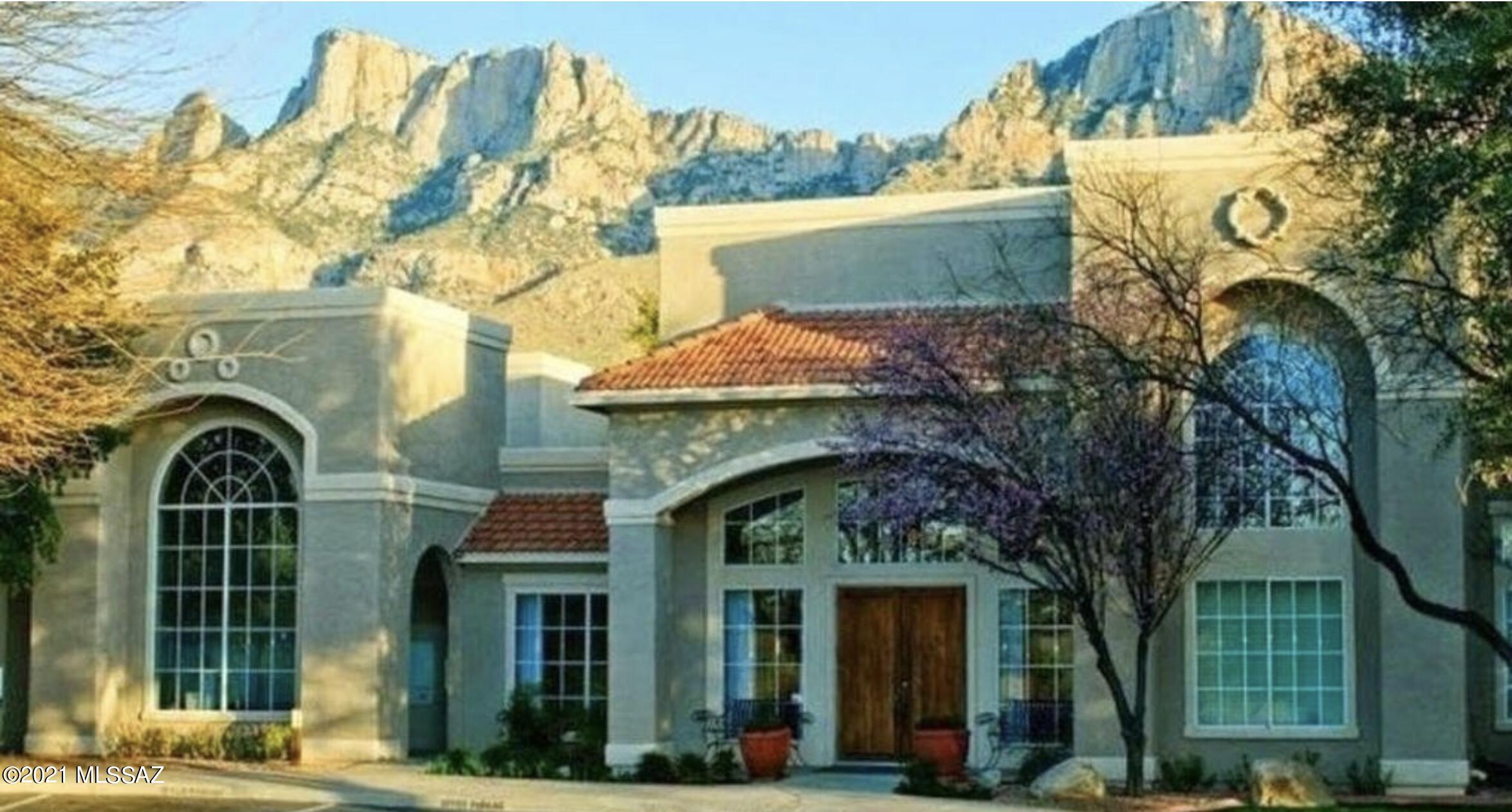 1500 E Pusch Wilderness Drive Unit: 14204