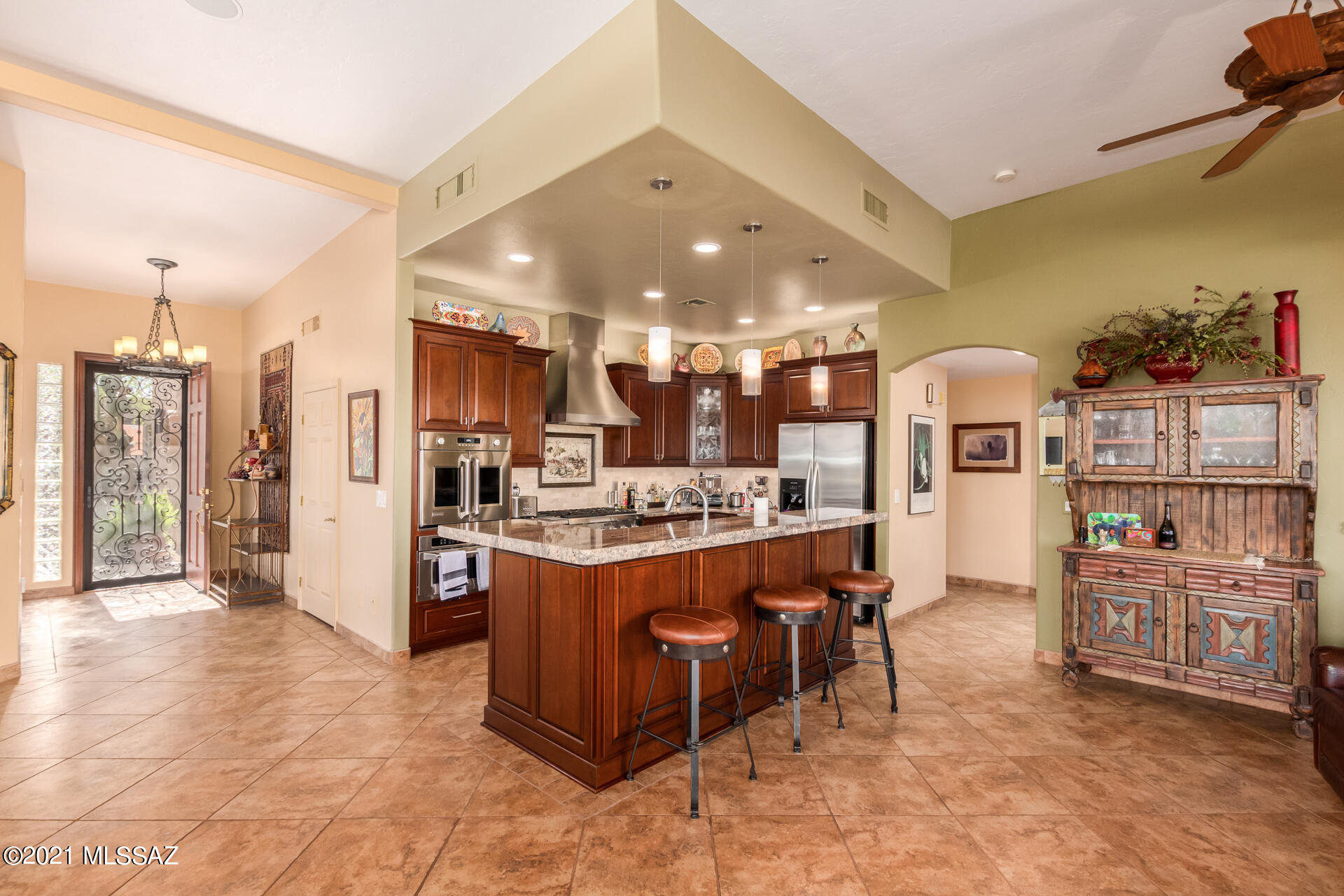 1815 E Starmist Place