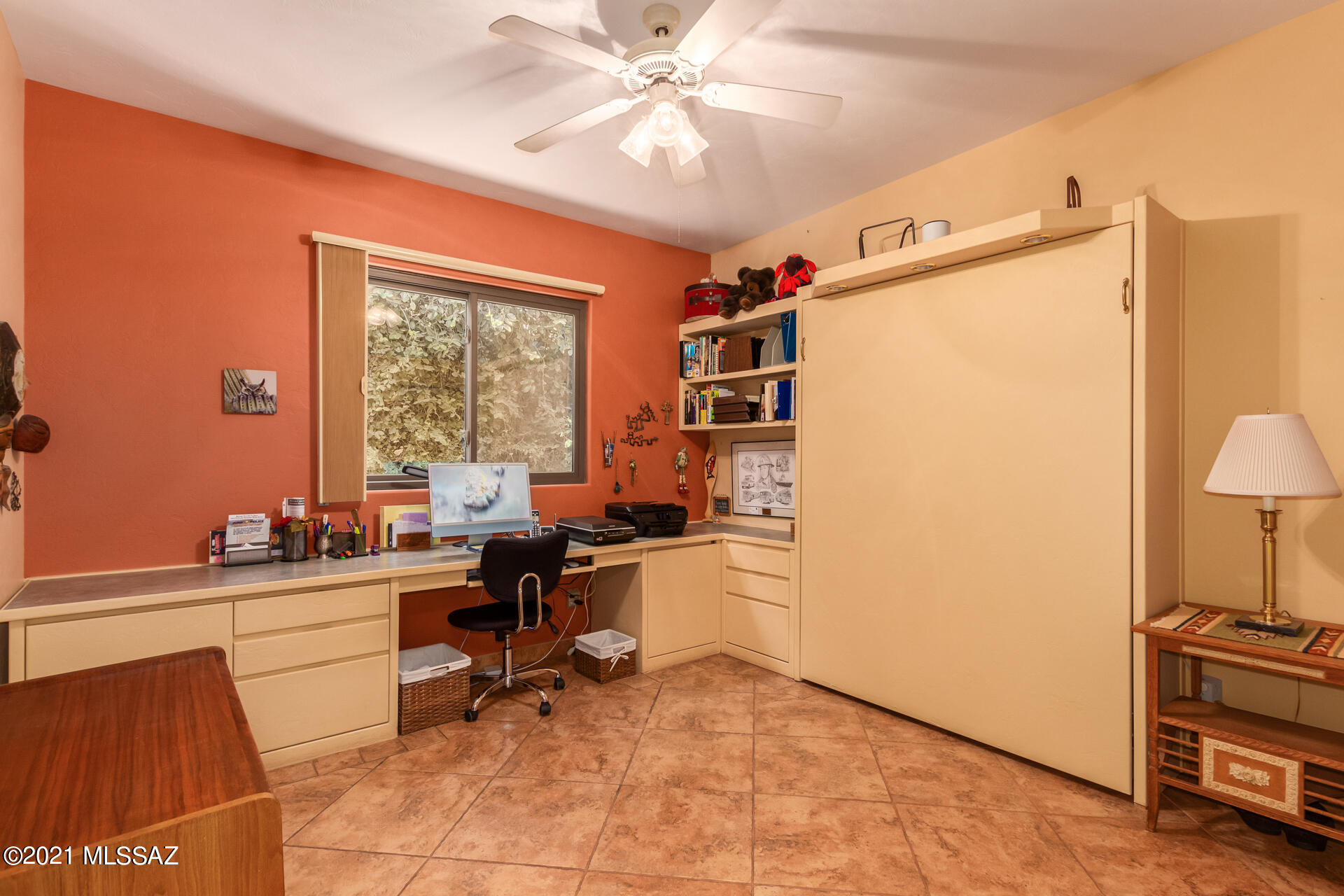 1815 E Starmist Place