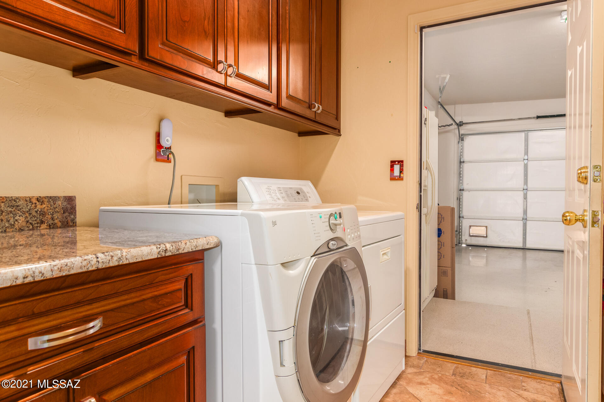 1815 E Starmist Place