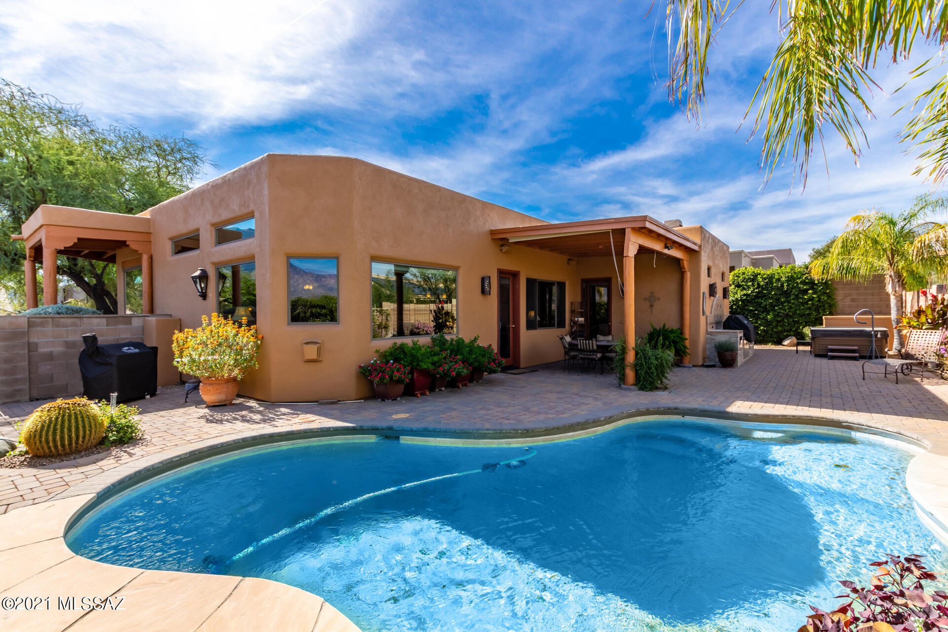 1815 E Starmist Place