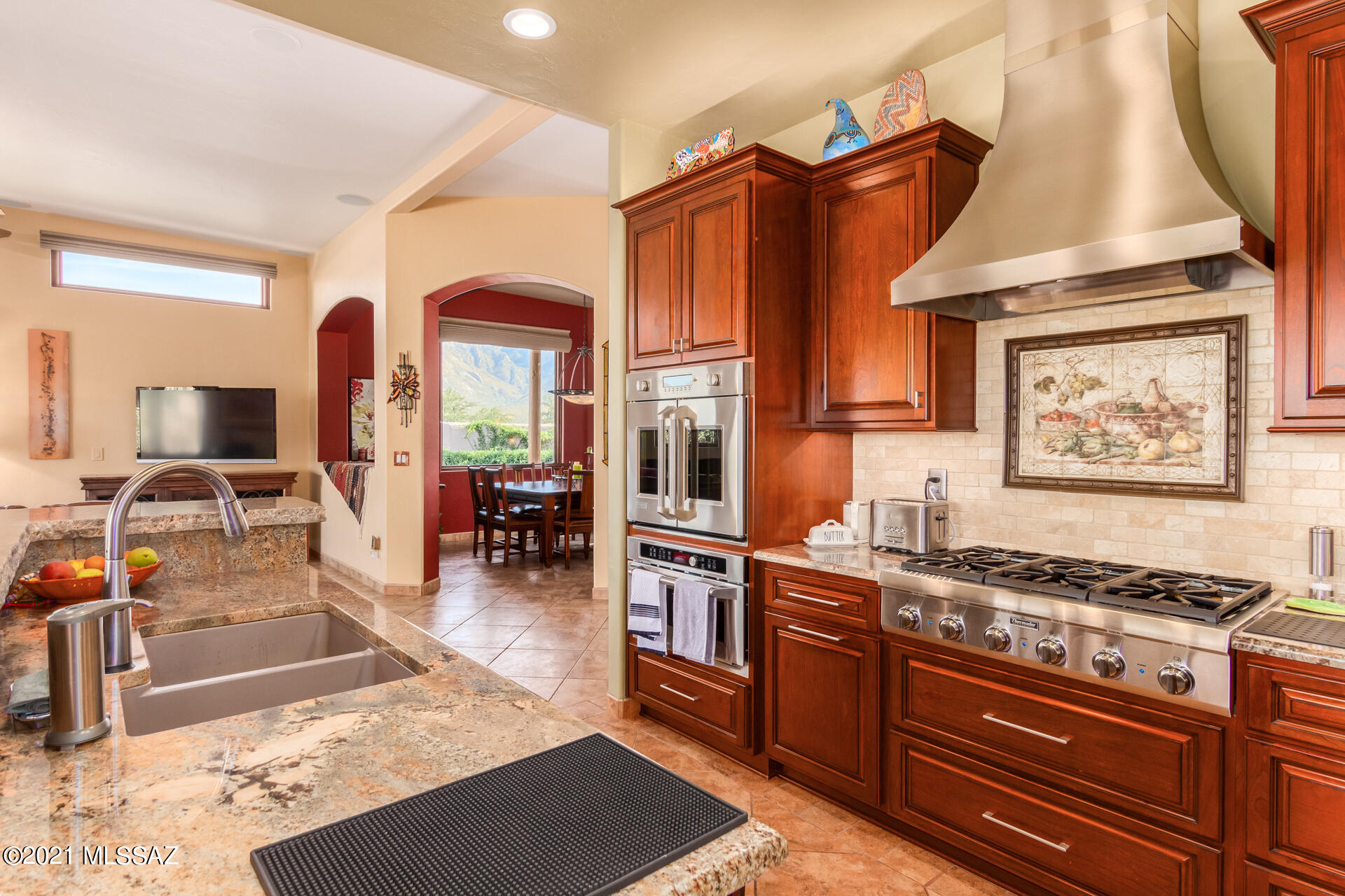 1815 E Starmist Place