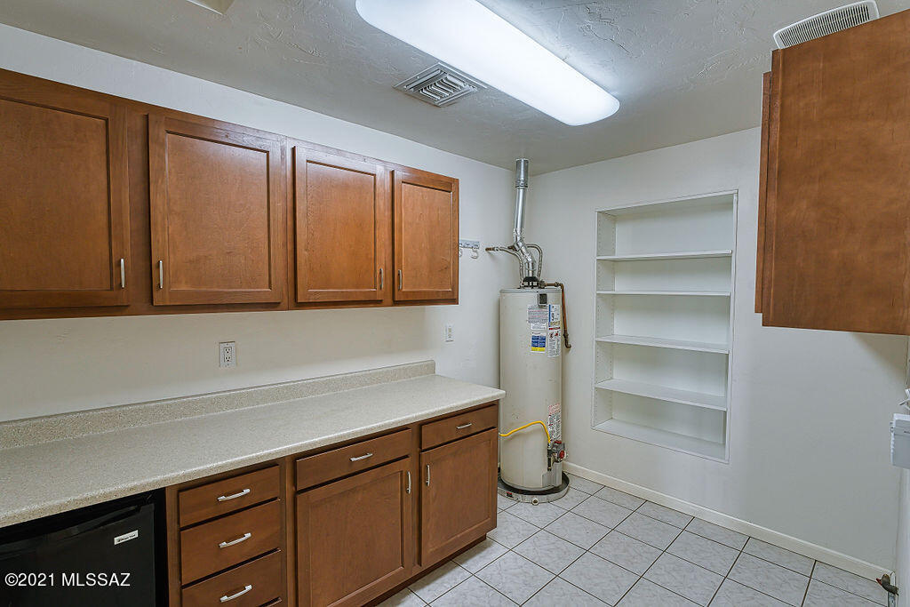 3007 E Beverly Drive