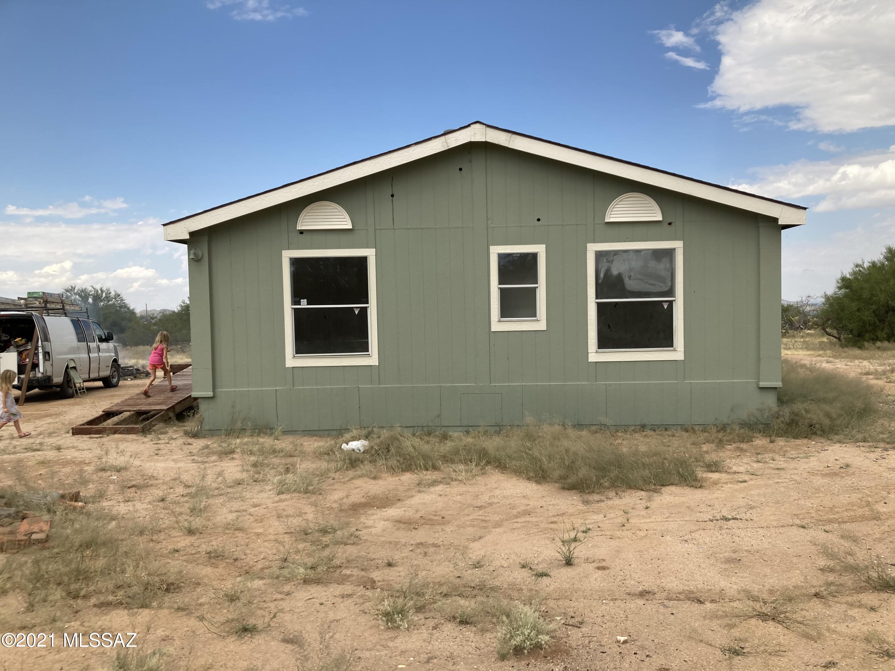 15671 W Yellow Horses Road