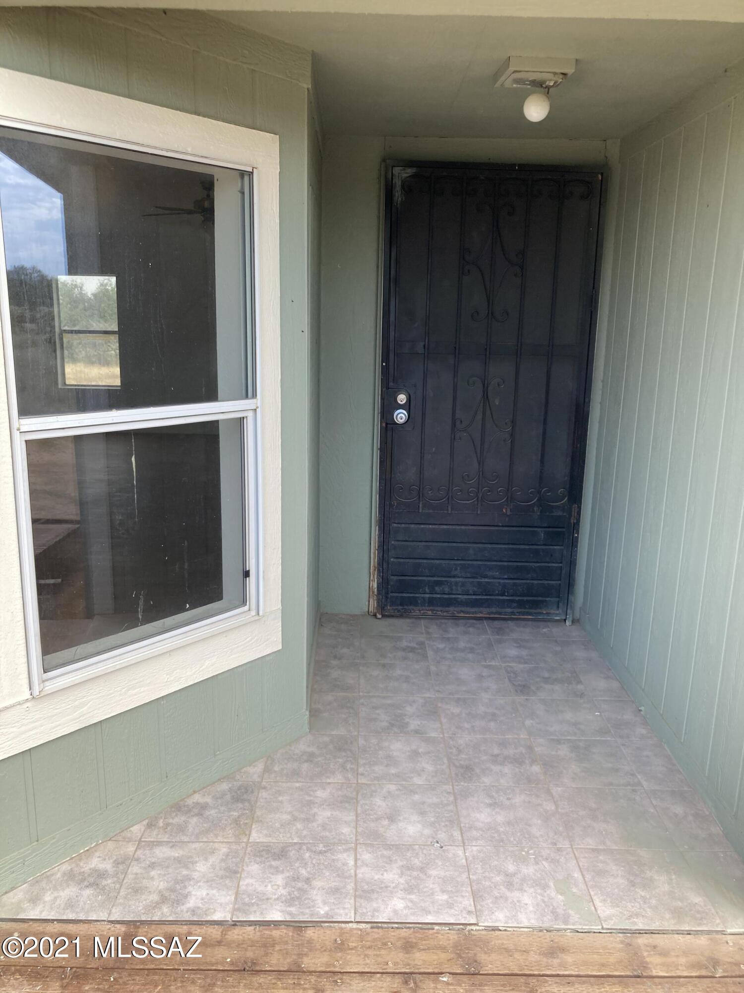 15671 W Yellow Horses Road