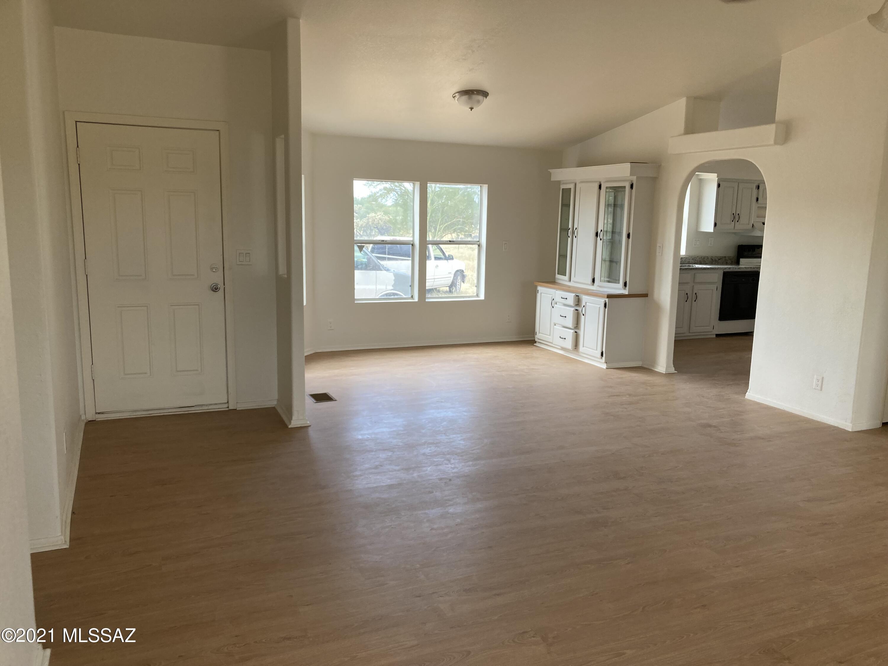 15671 W Yellow Horses Road