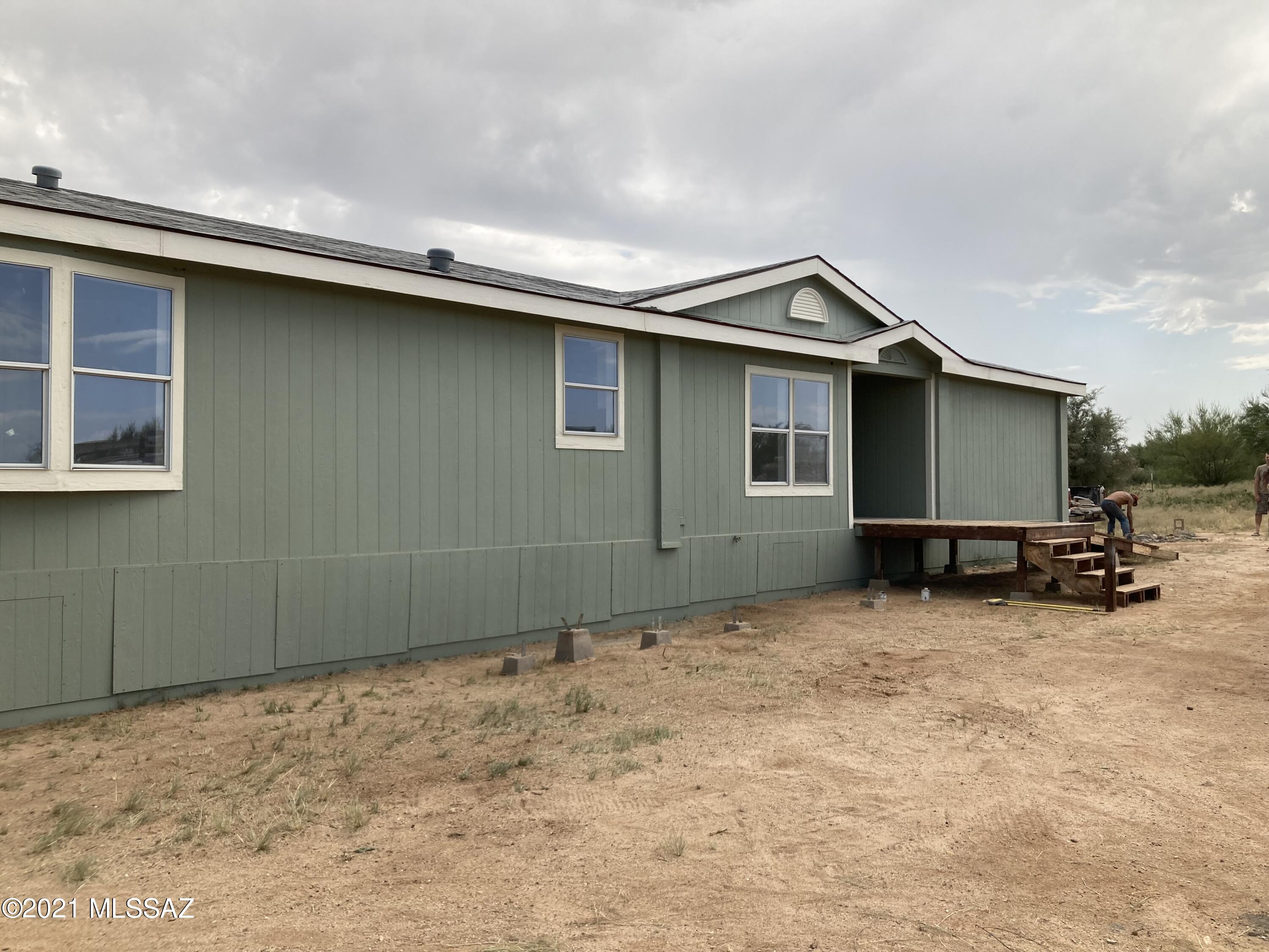 15671 W Yellow Horses Road