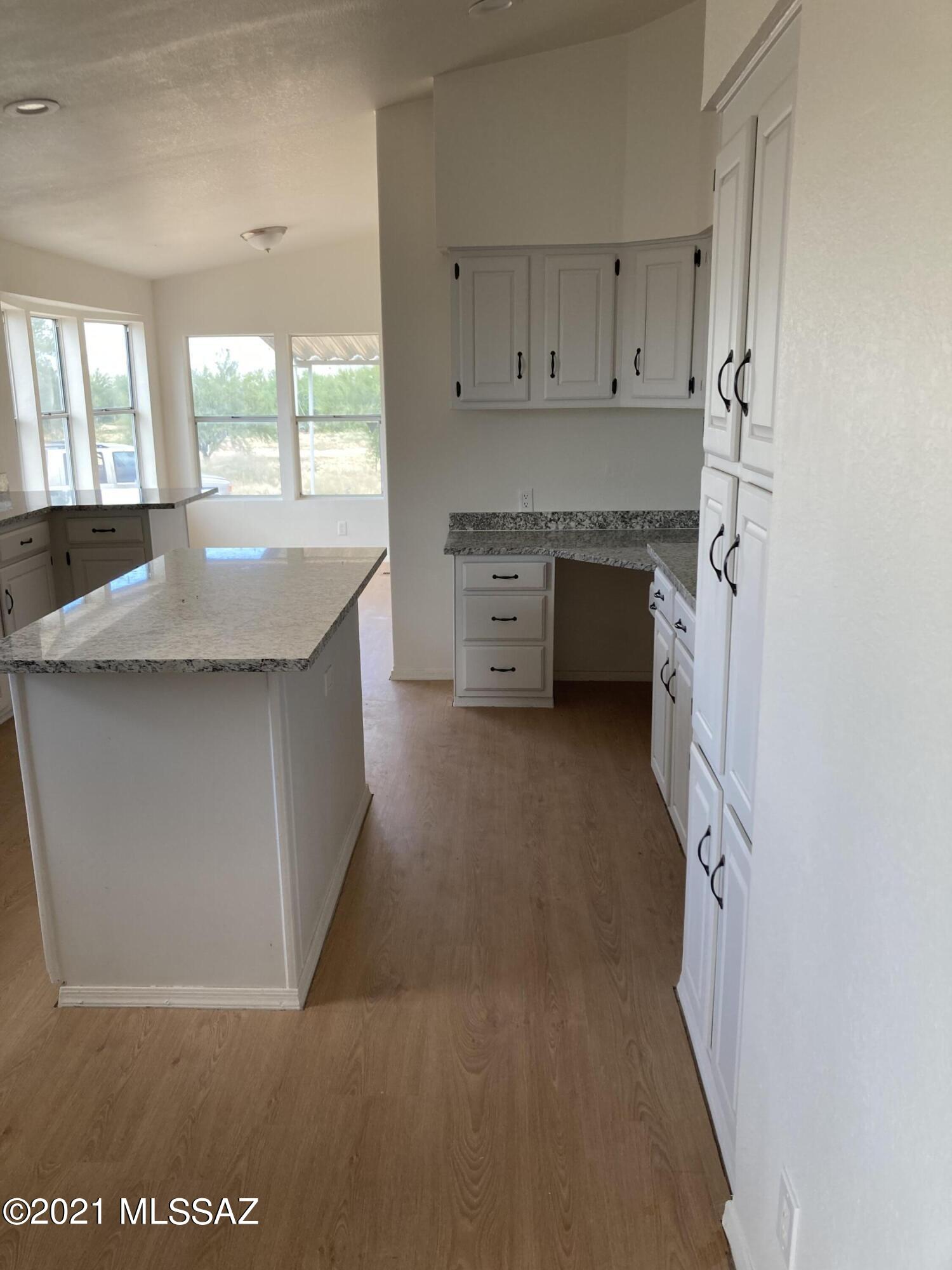 15671 W Yellow Horses Road