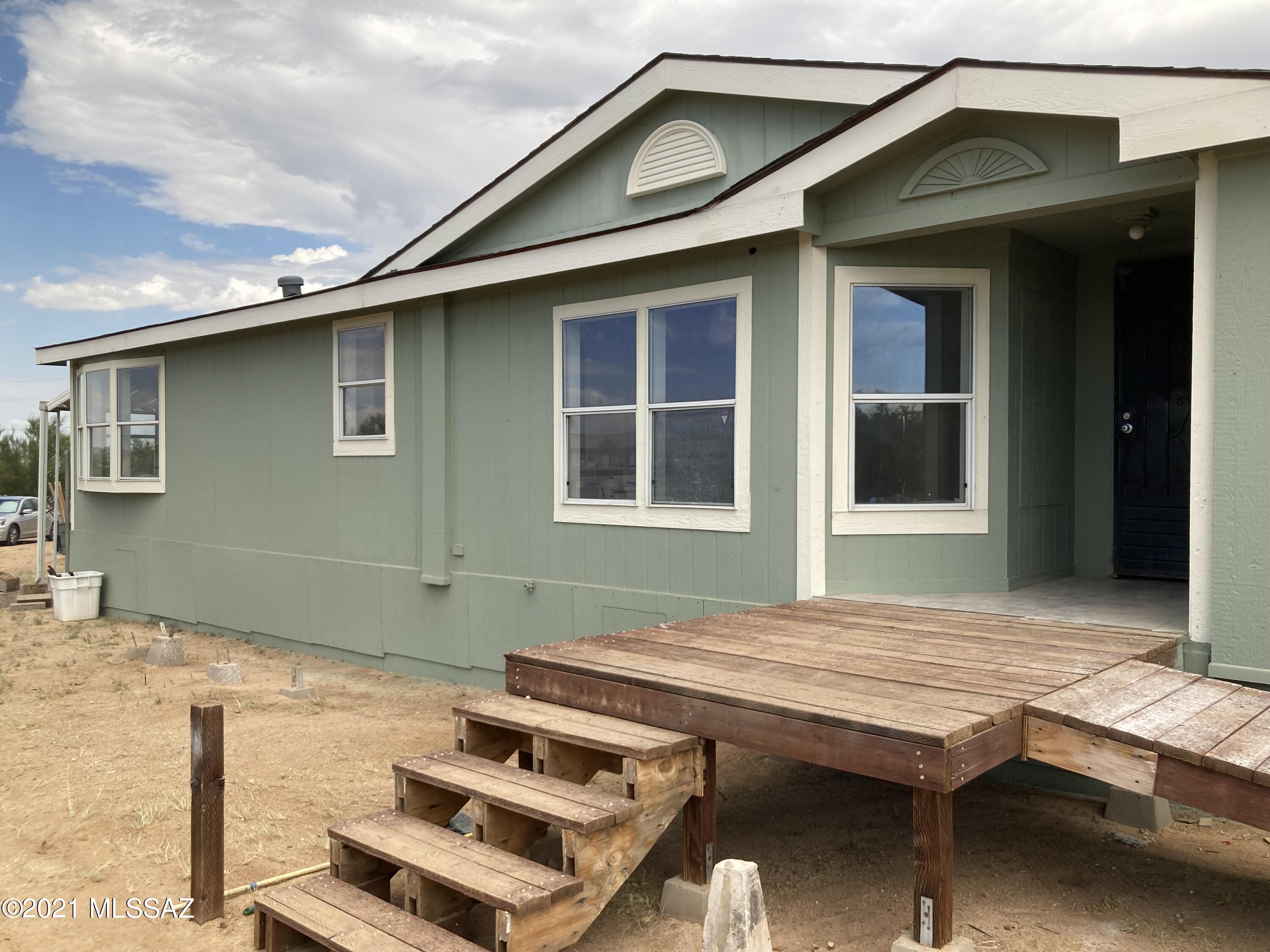 15671 W Yellow Horses Road