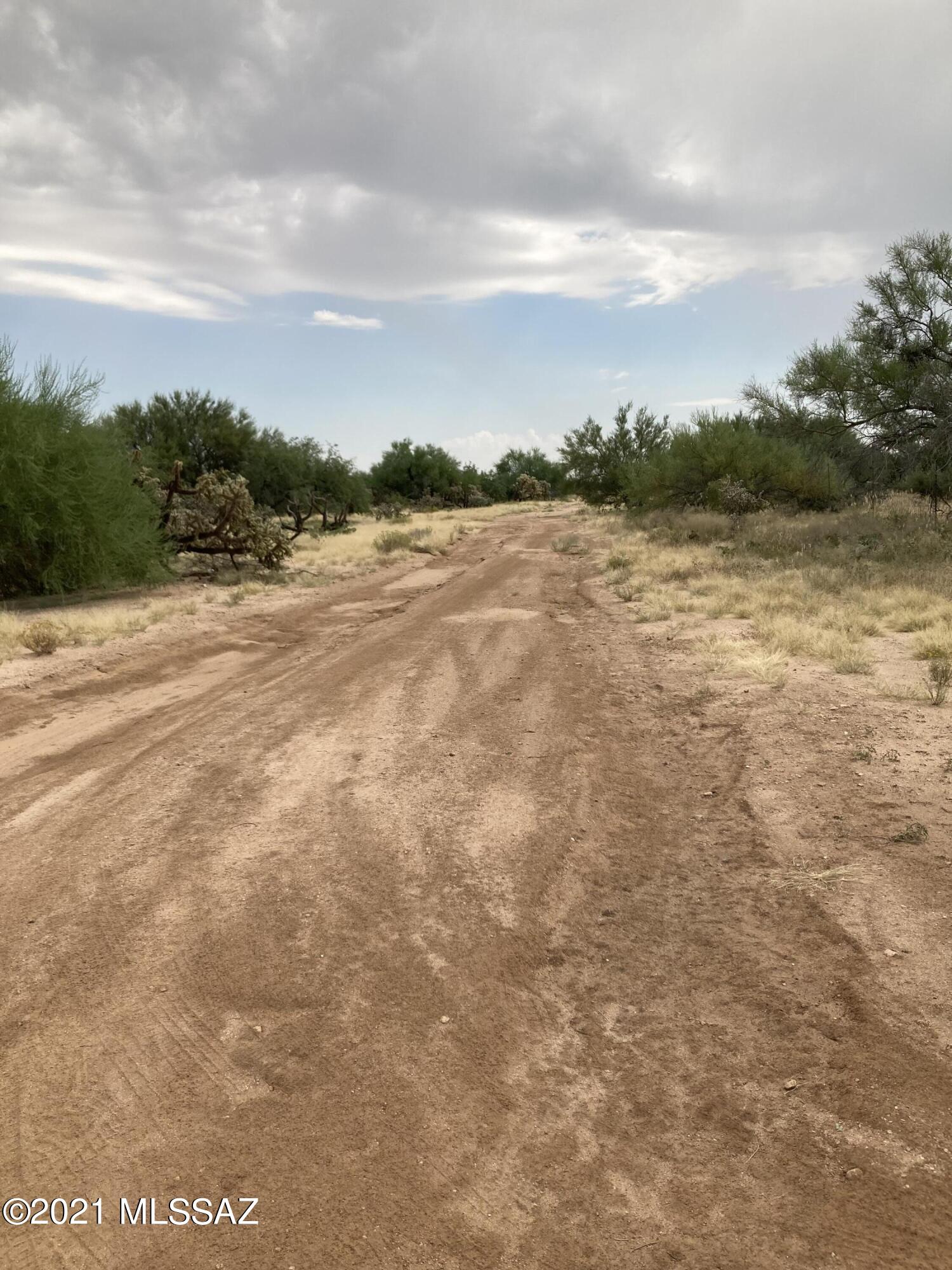 15671 W Yellow Horses Road