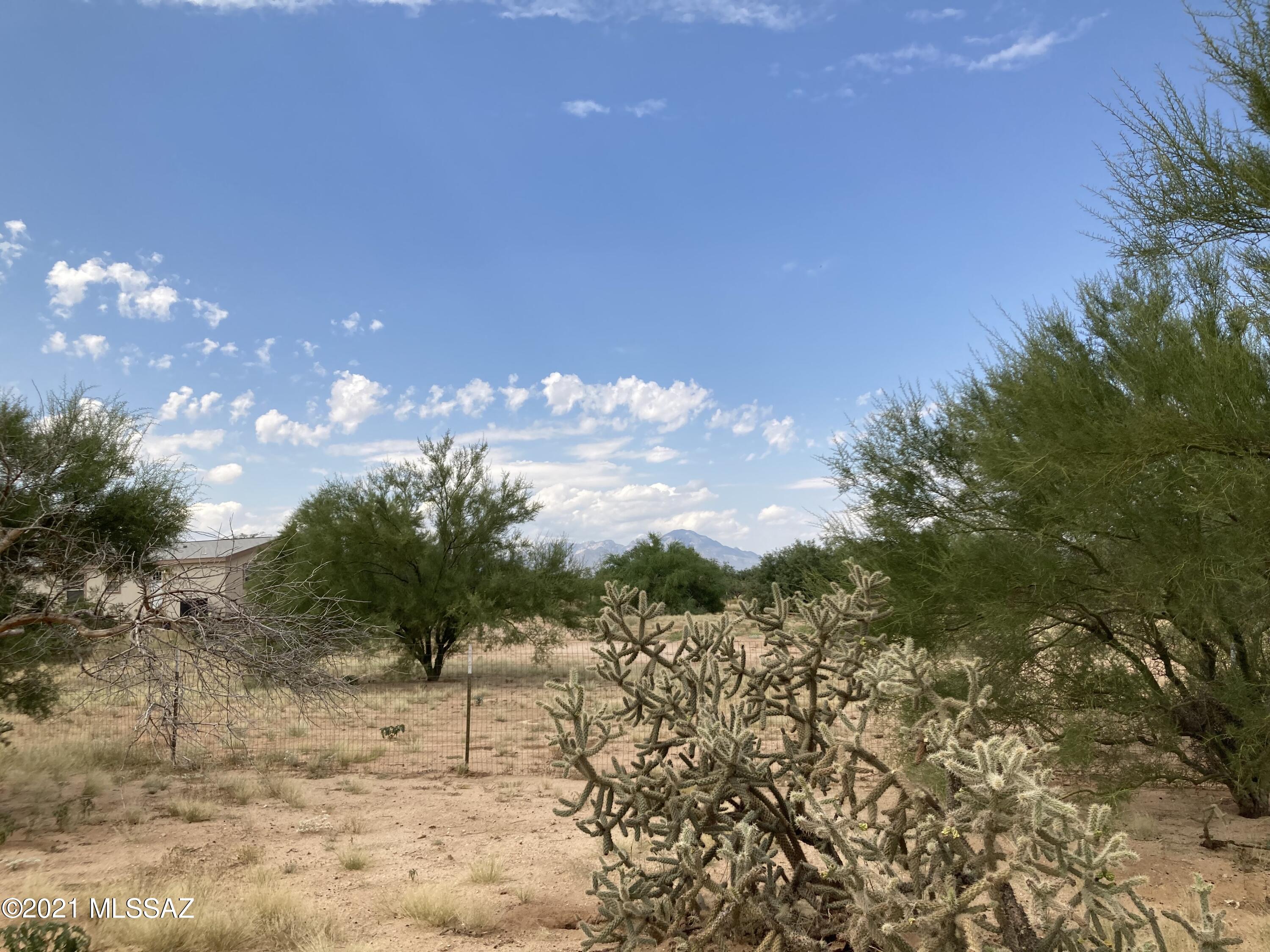 15671 W Yellow Horses Road