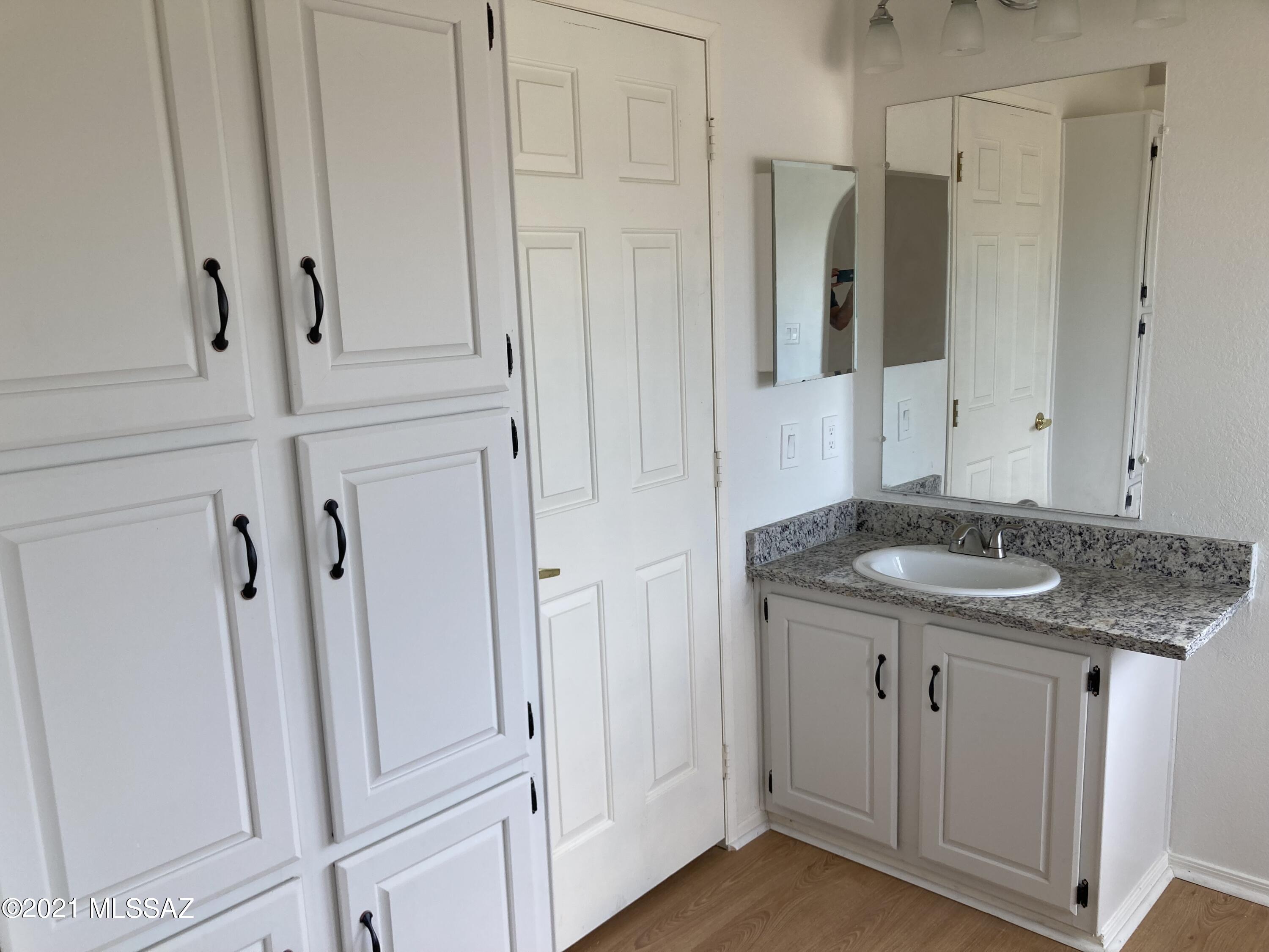 15671 W Yellow Horses Road