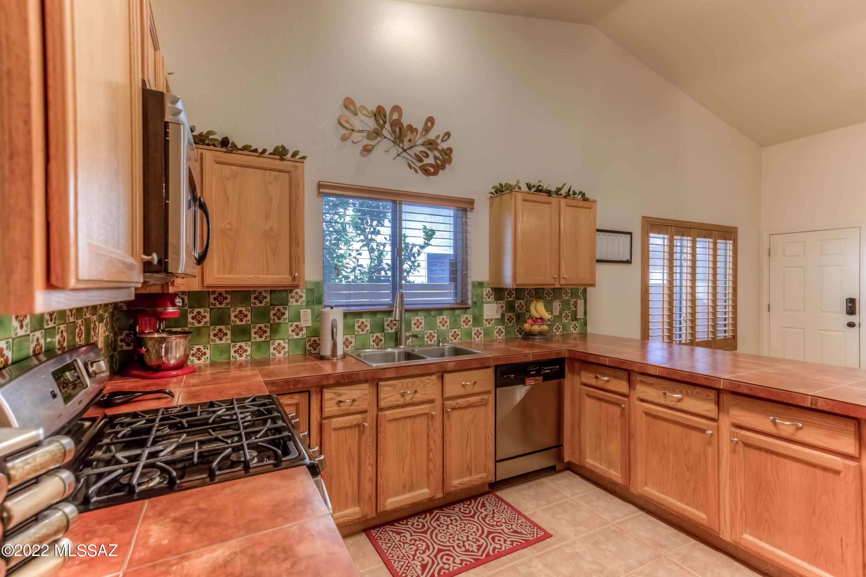 9687 E Banbridge Street