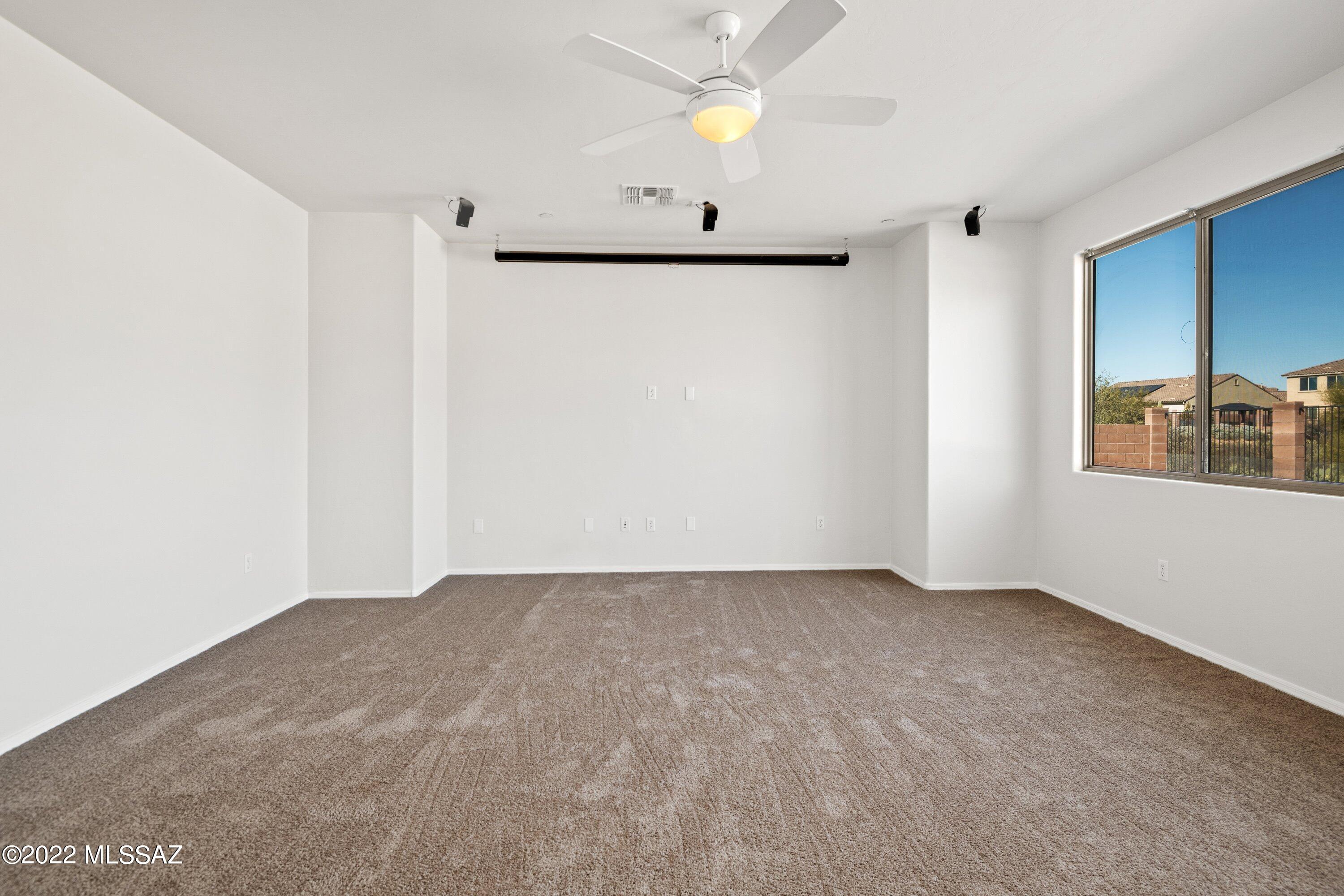 3386 W Fledgling Drive