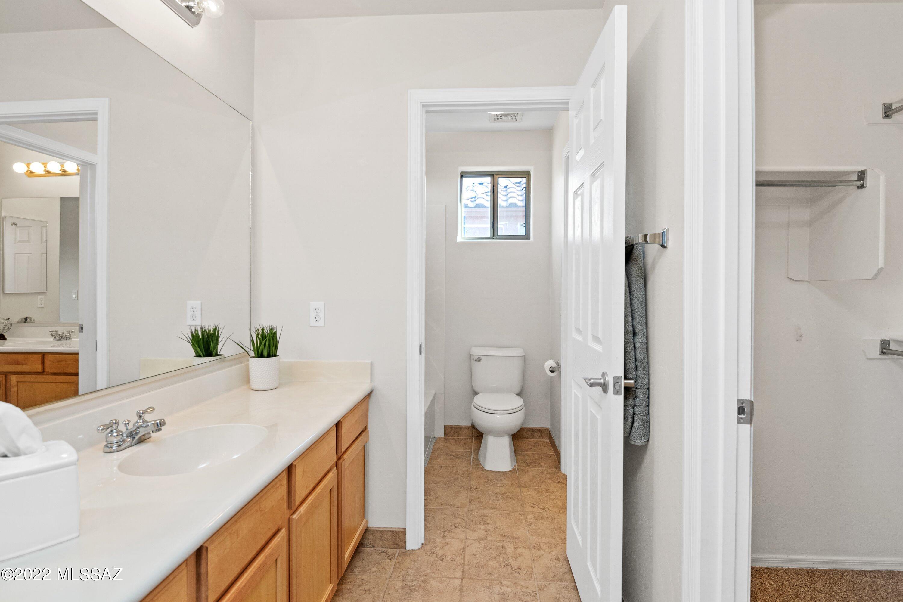 3386 W Fledgling Drive